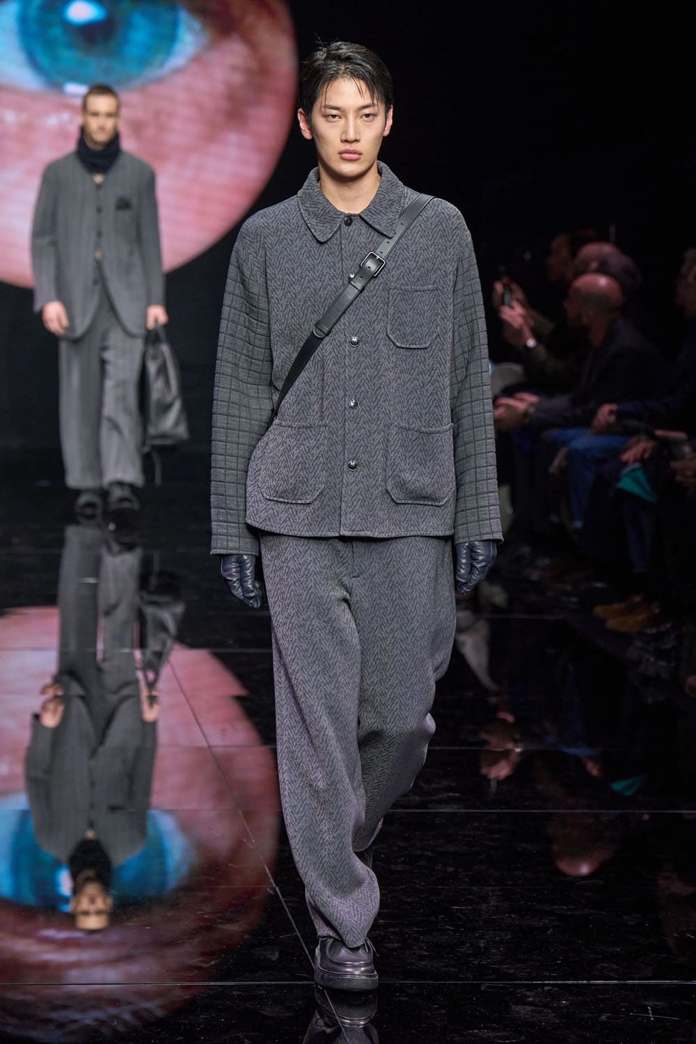 Giorgio Armani Fall Winter 2024 2025 Menswear Runway Magazine (23)
