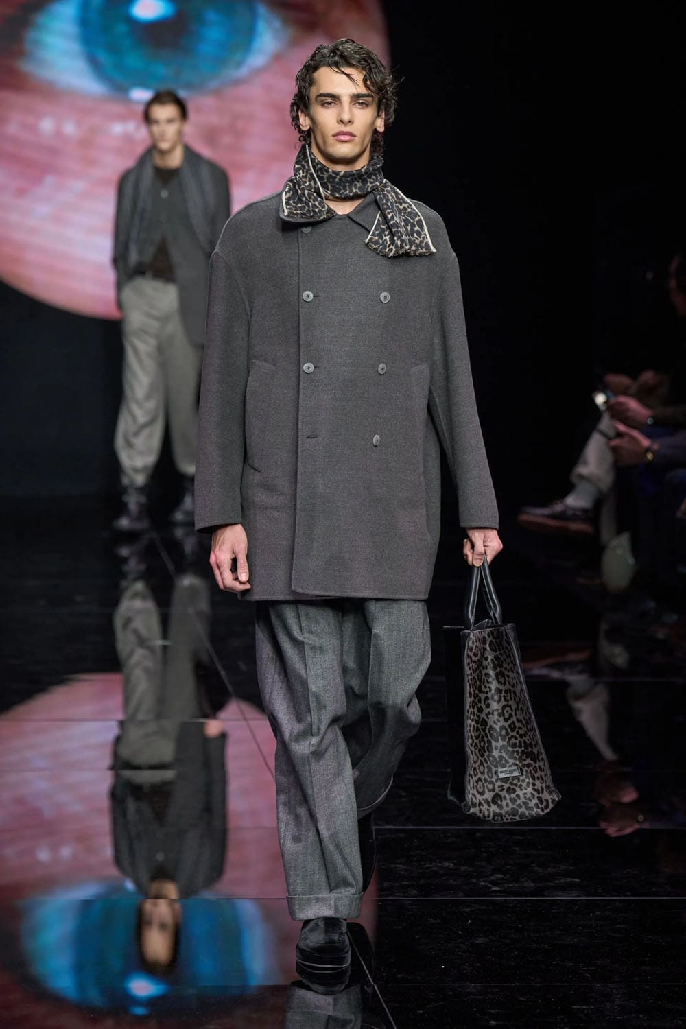 Giorgio Armani Fall Winter 2024 2025 Menswear Runway Magazine (25)