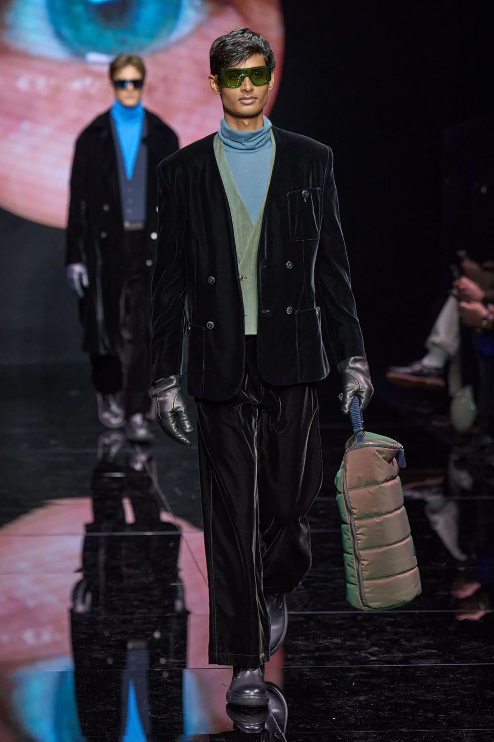 Giorgio Armani Fall Winter 2024 2025 Menswear Runway Magazine (37)