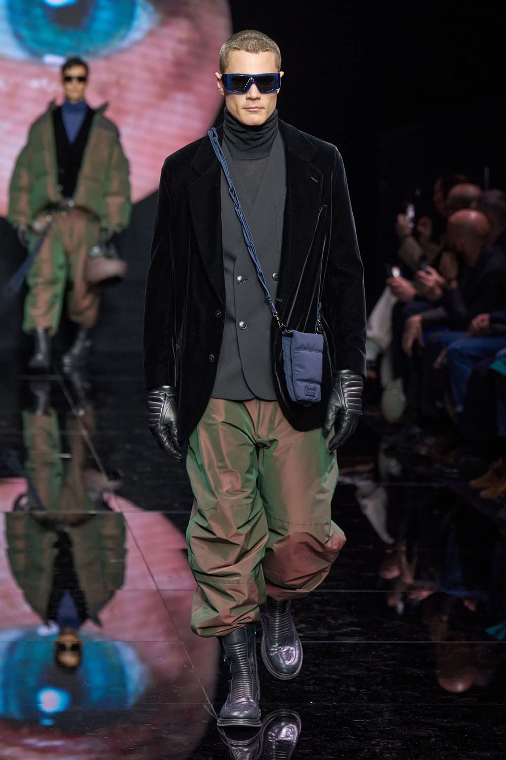 Giorgio Armani Fall Winter 2024 2025 Menswear Runway Magazine (40)