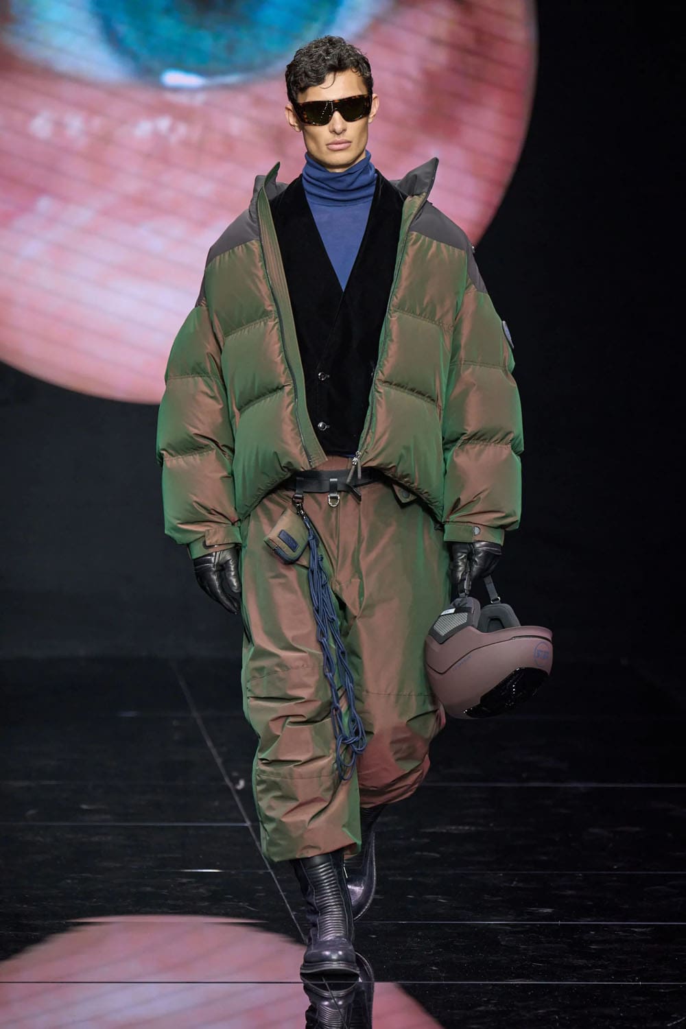 Giorgio Armani Fall Winter 2024 2025 Menswear Runway Magazine (41)