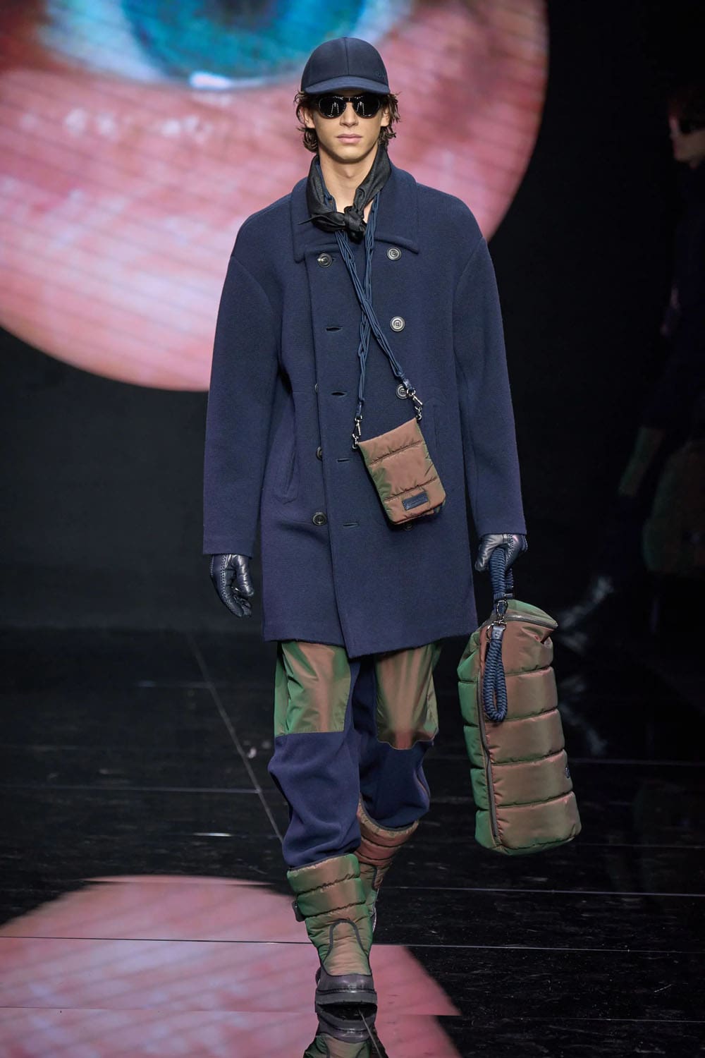 Giorgio Armani Fall Winter 2024 2025 Menswear Runway Magazine (42)
