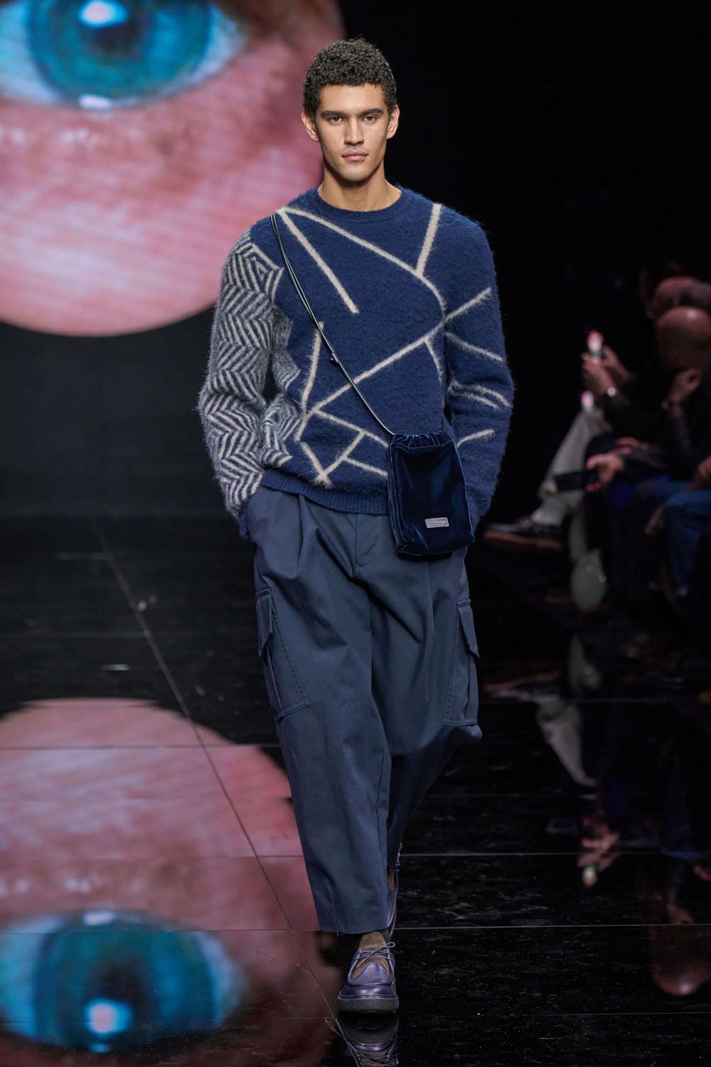 Giorgio Armani Fall Winter 2024 2025 Menswear Runway Magazine (45)