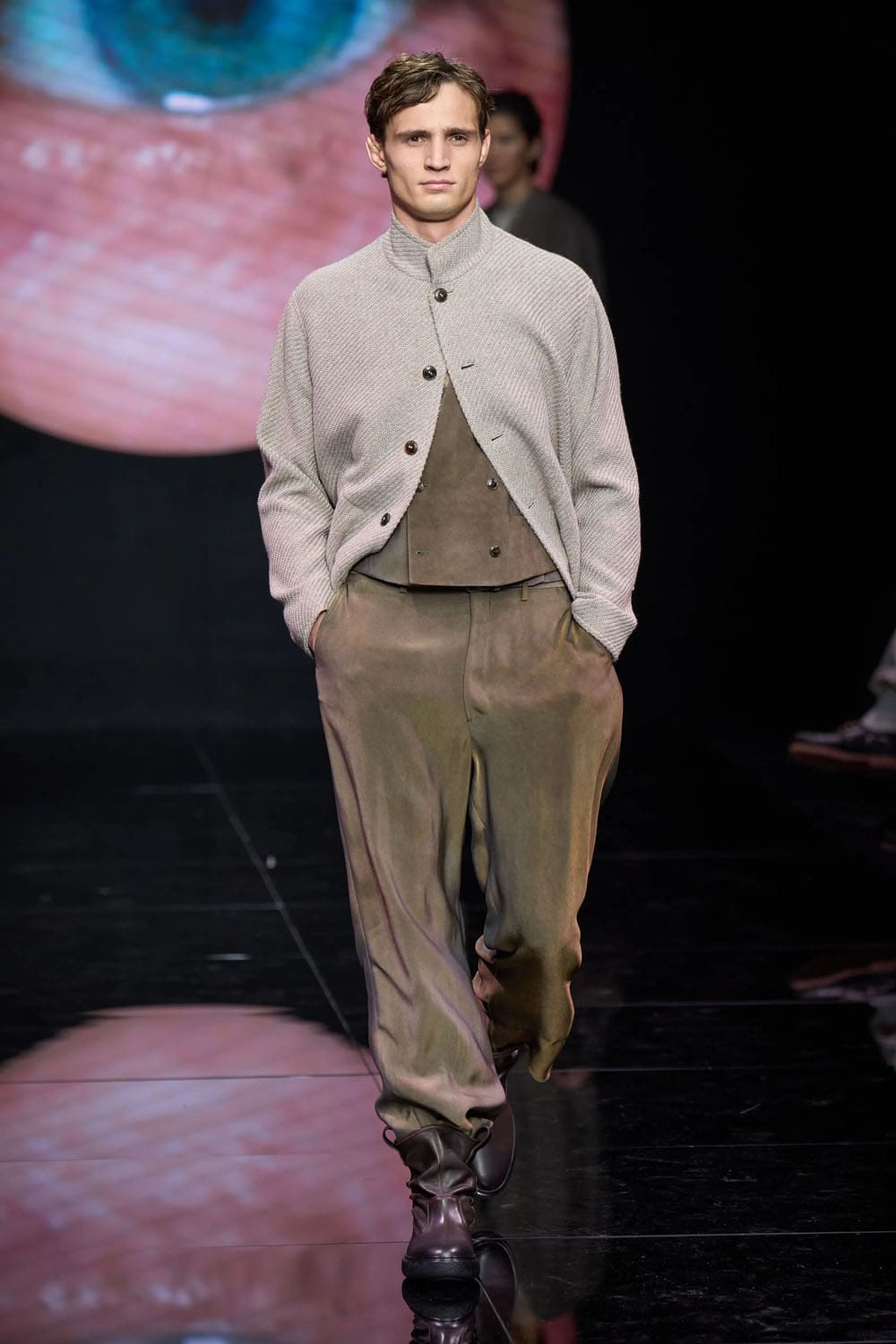 Giorgio Armani Fall Winter 2024 2025 Menswear Runway Magazine (5)