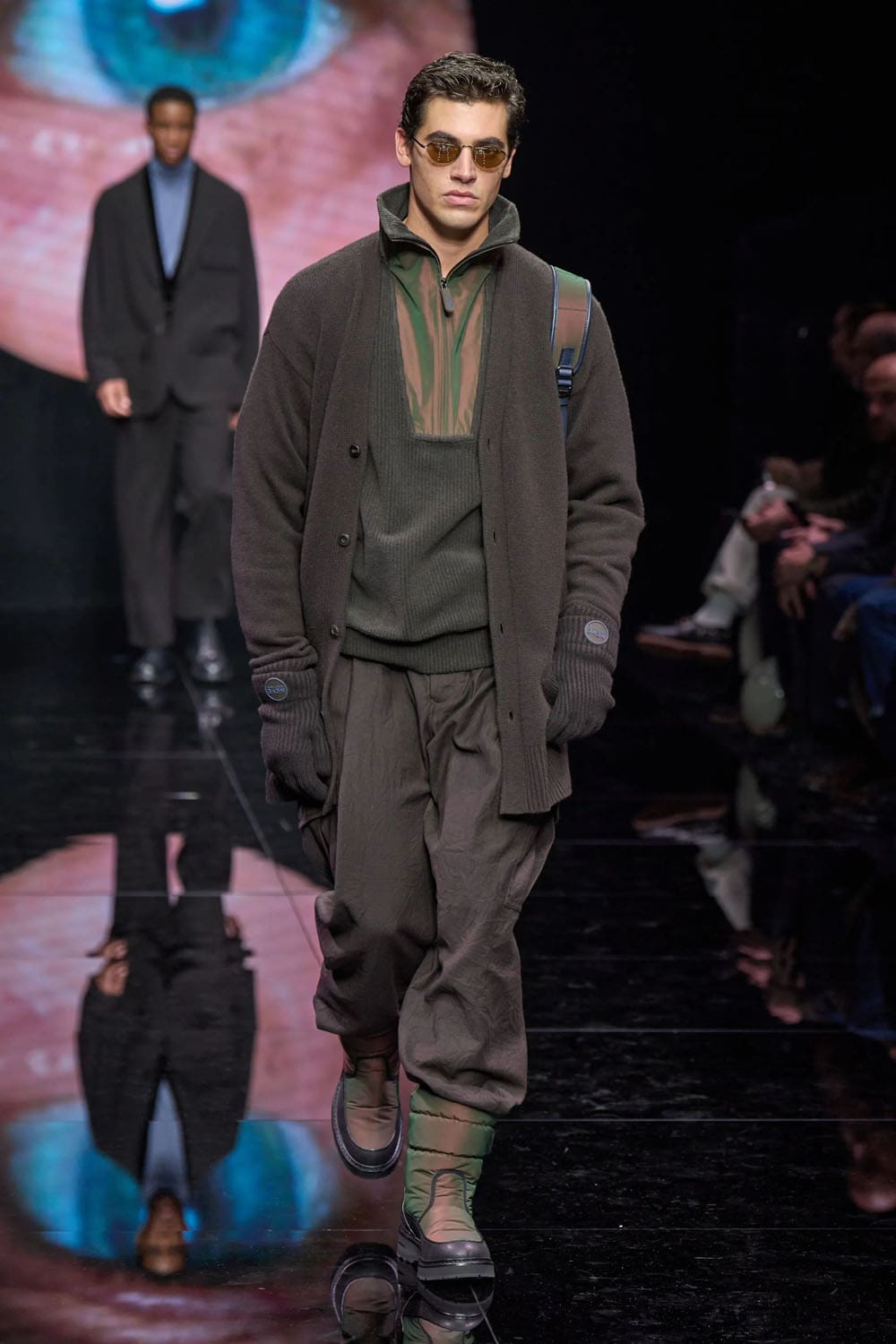Giorgio Armani Fall Winter 2024 2025 Menswear Runway Magazine (50)
