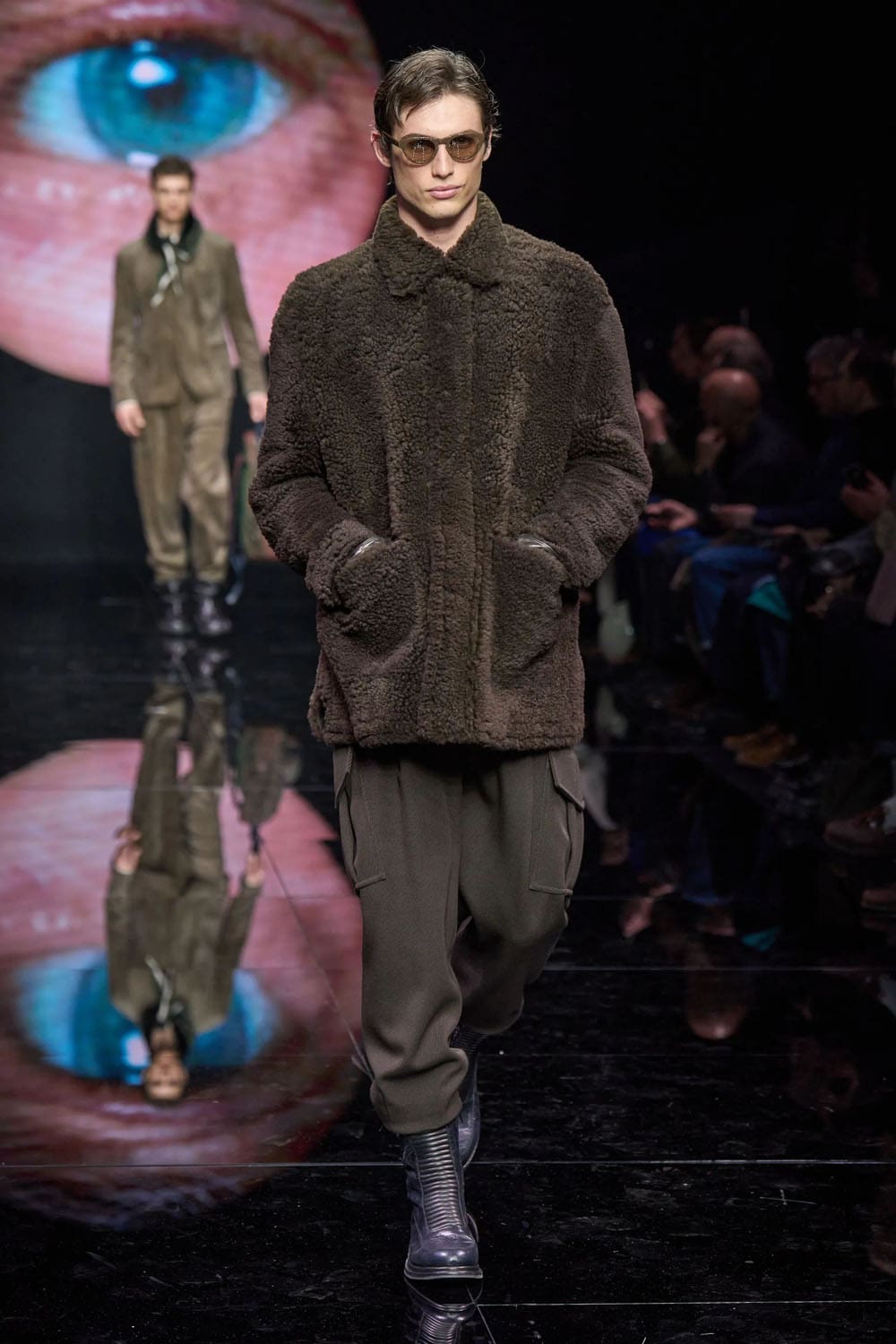 Giorgio Armani Fall Winter 2024 2025 Menswear Runway Magazine (58)