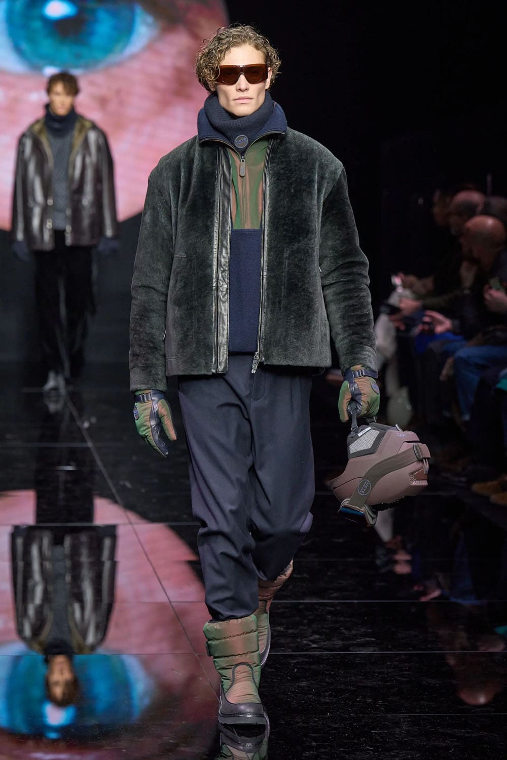 Giorgio Armani Fall Winter 2024 2025 Menswear Runway Magazine (64)