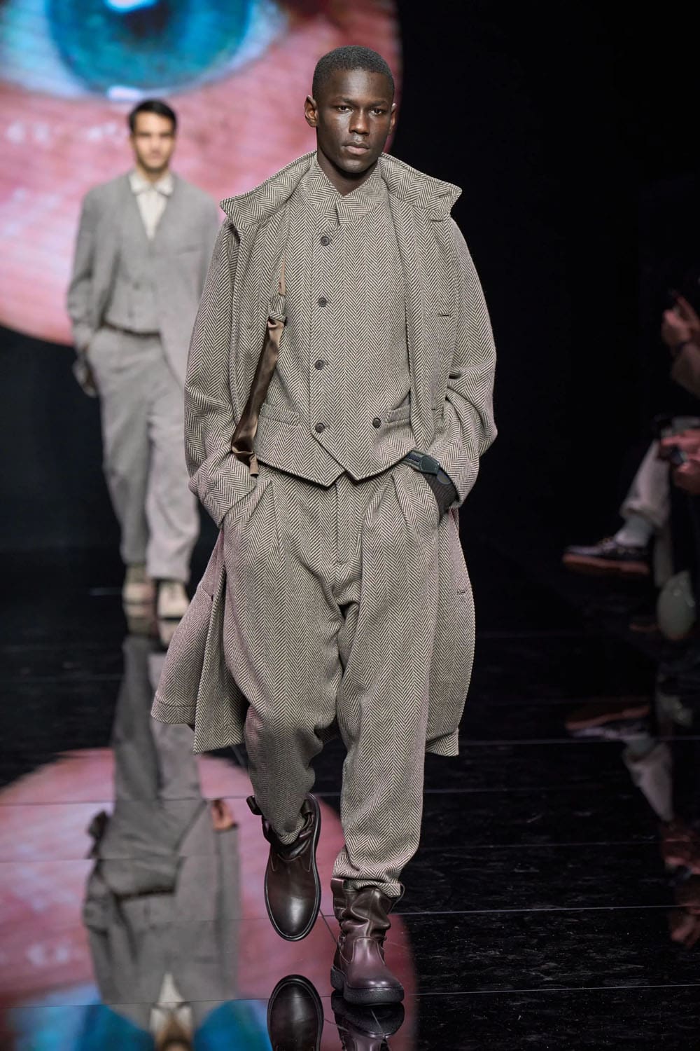 Giorgio Armani Fall Winter 2024 2025 Menswear Runway Magazine (7)