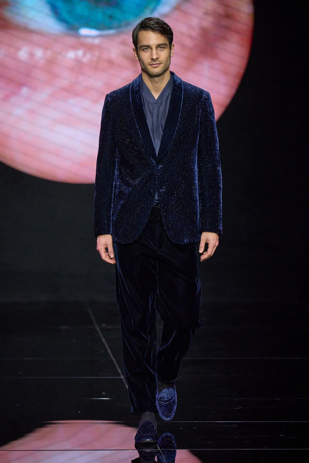Giorgio Armani Fall Winter 2024 2025 Menswear Runway Magazine (75)