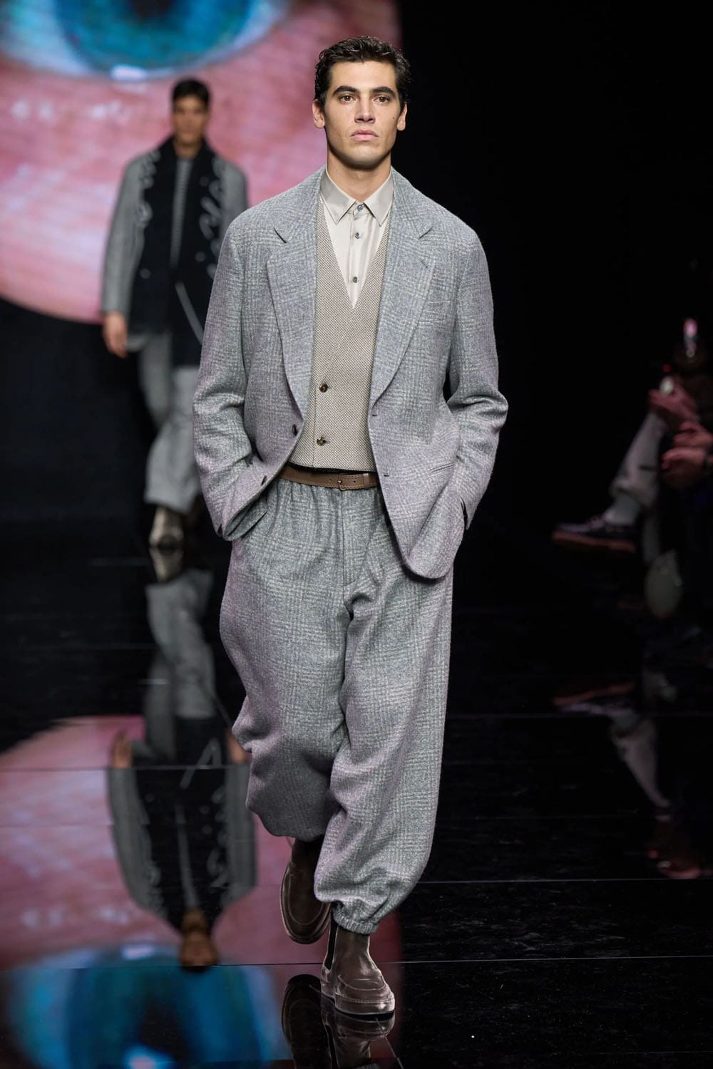 Giorgio Armani Fall Winter 2024 2025 Menswear Runway Magazine (9)