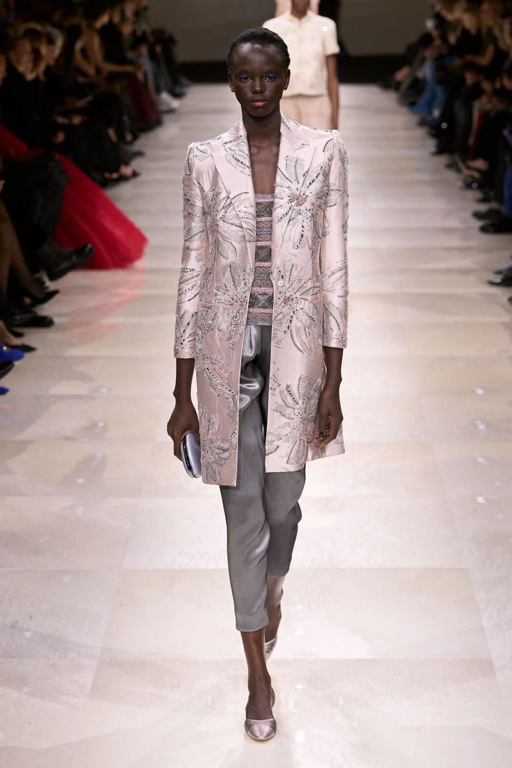 Giorgio Armani Privé Couture Primavera Verano 2024 Runway Revista (39)