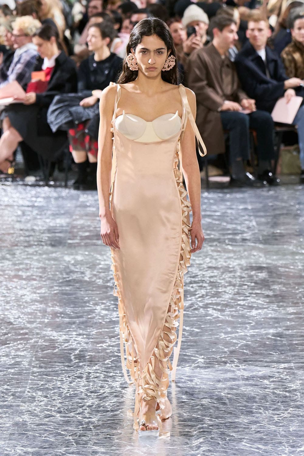 Жан-Поль Готье от Simone Rocha Haute Couture Весна-Лето 2024 Runway Журнал (11)