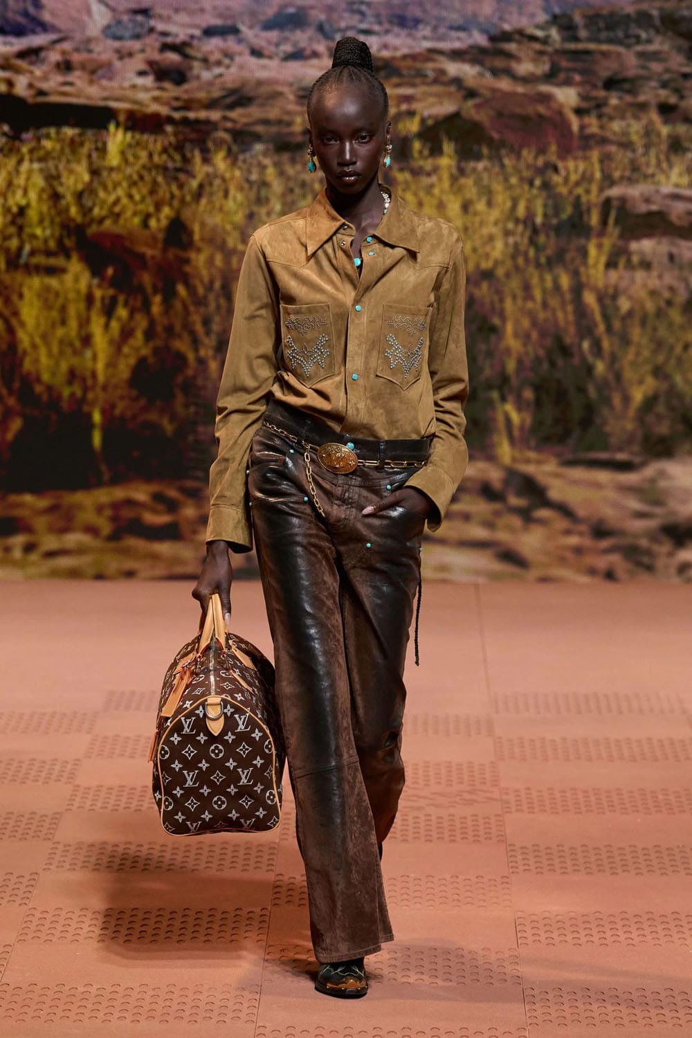 Louis Vuitton Herbst Winter 2024 Herrenmode 2025 Runway Magazin (14)