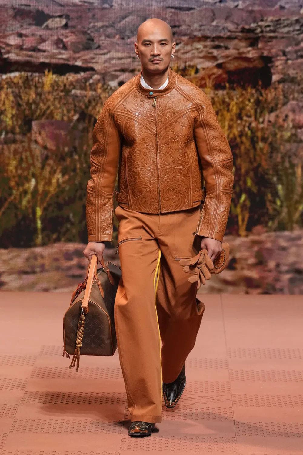 Louis Vuitton Herbst Winter 2024 Herrenmode 2025 Runway Magazin (42)