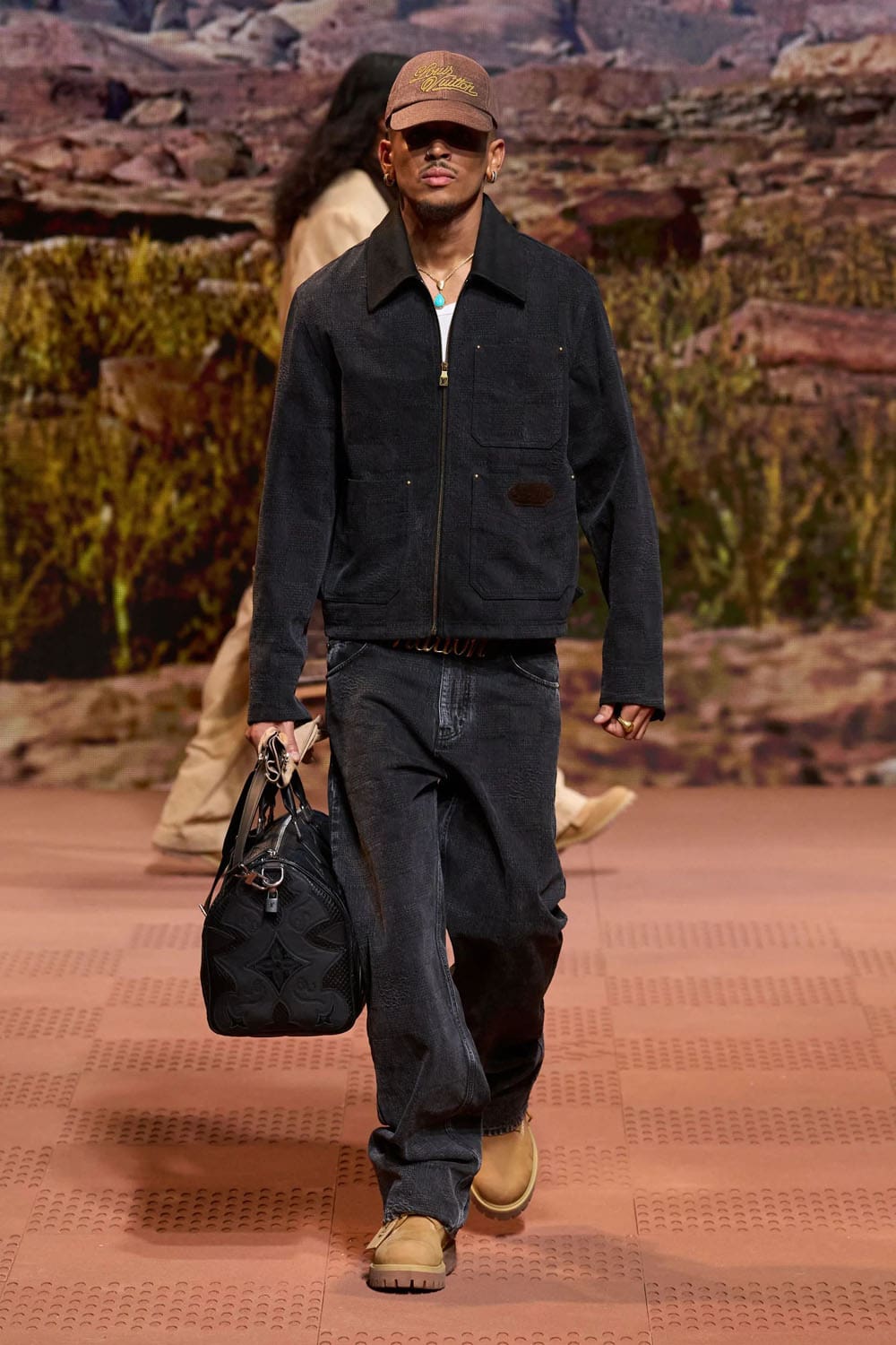 Louis Vuitton Herbst Winter 2024 Herrenmode 2025 Runway Magazin (46)