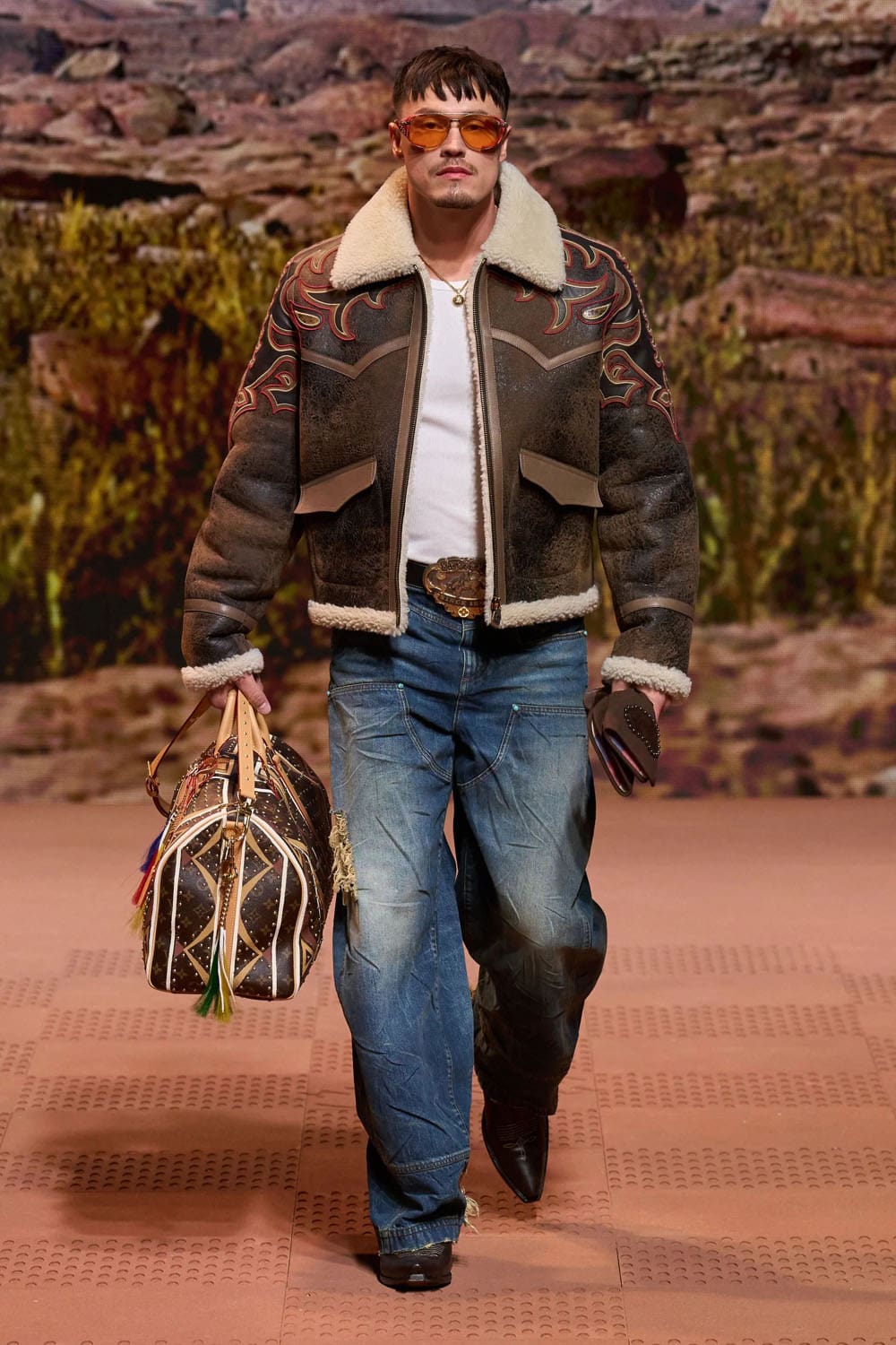 Louis Vuitton Herbst Winter 2024 Herrenmode 2025 Runway Magazin (49)