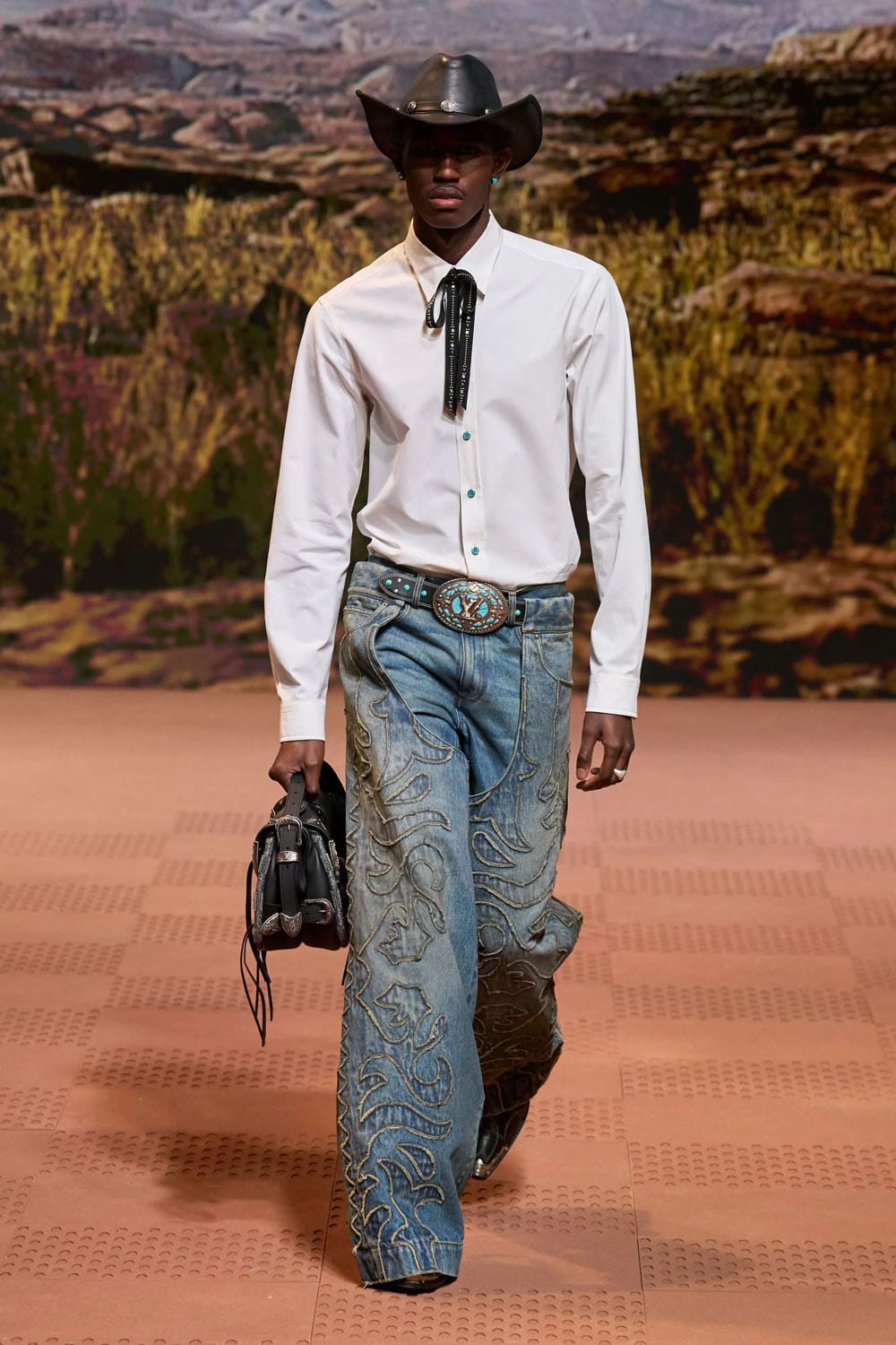 Louis Vuitton Herbst Winter 2024 Herrenmode 2025 Runway Magazin (5)