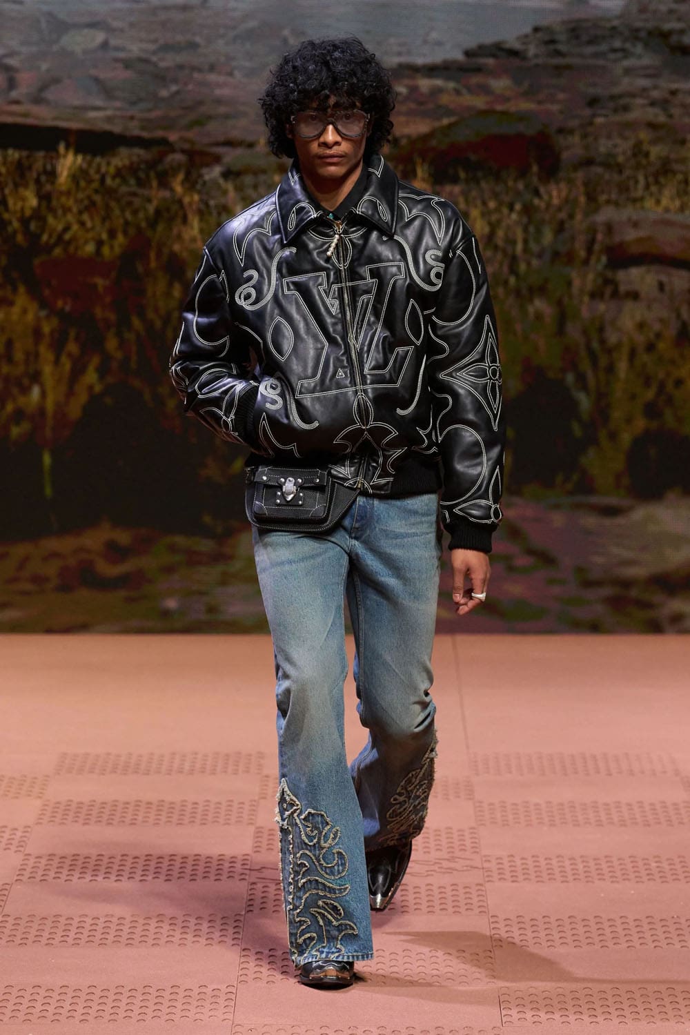 Louis Vuitton Herbst Winter 2024 Herrenmode 2025 Runway Magazin (67)