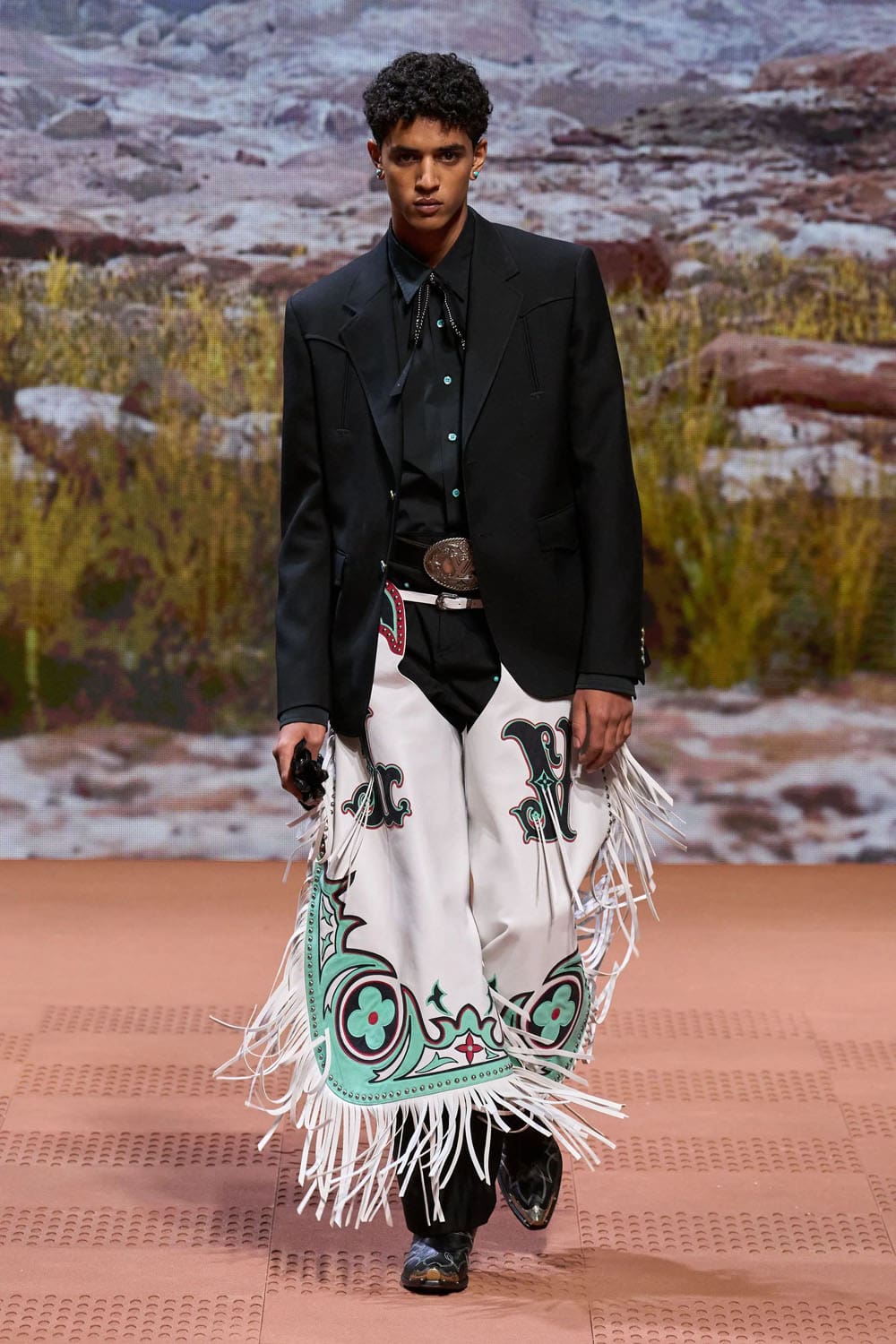 Louis Vuitton Herbst Winter 2024 Herrenmode 2025 Runway Magazin (78)