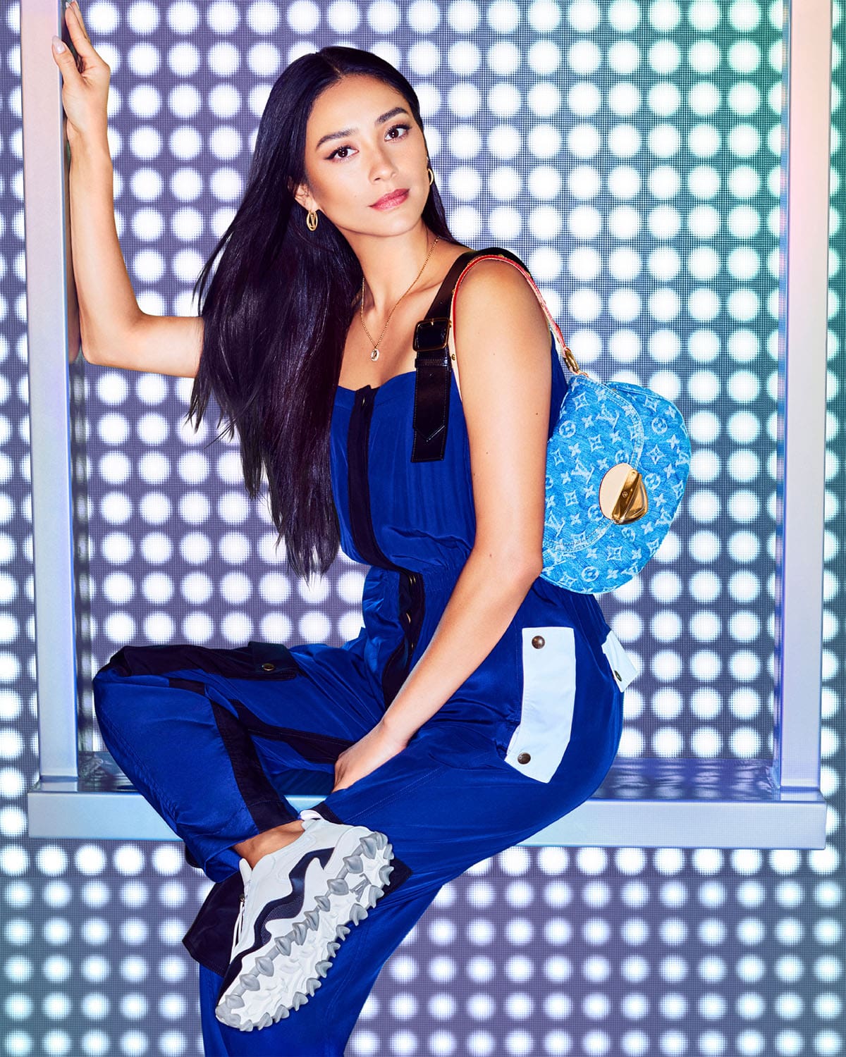 Louis Vuitton LV Remix Runway Magazine (10)