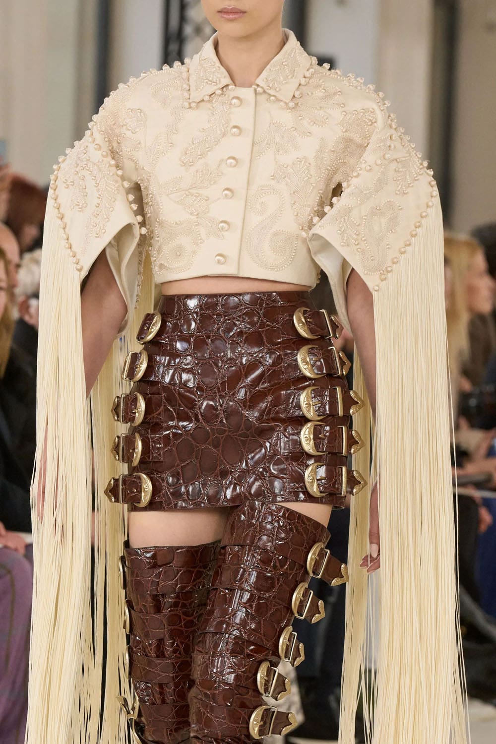 Schiaparelli Haute Couture Primavera Estate 2024 Runway Magazine (60)
