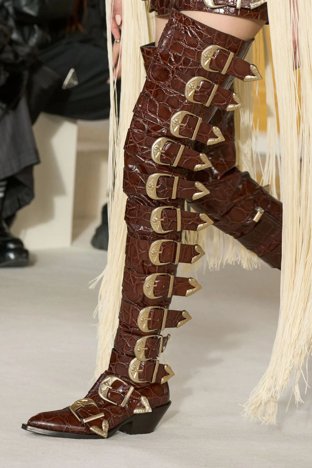 Schiaparelli Haute Couture Primavera Estate 2024 Runway Magazine (61)