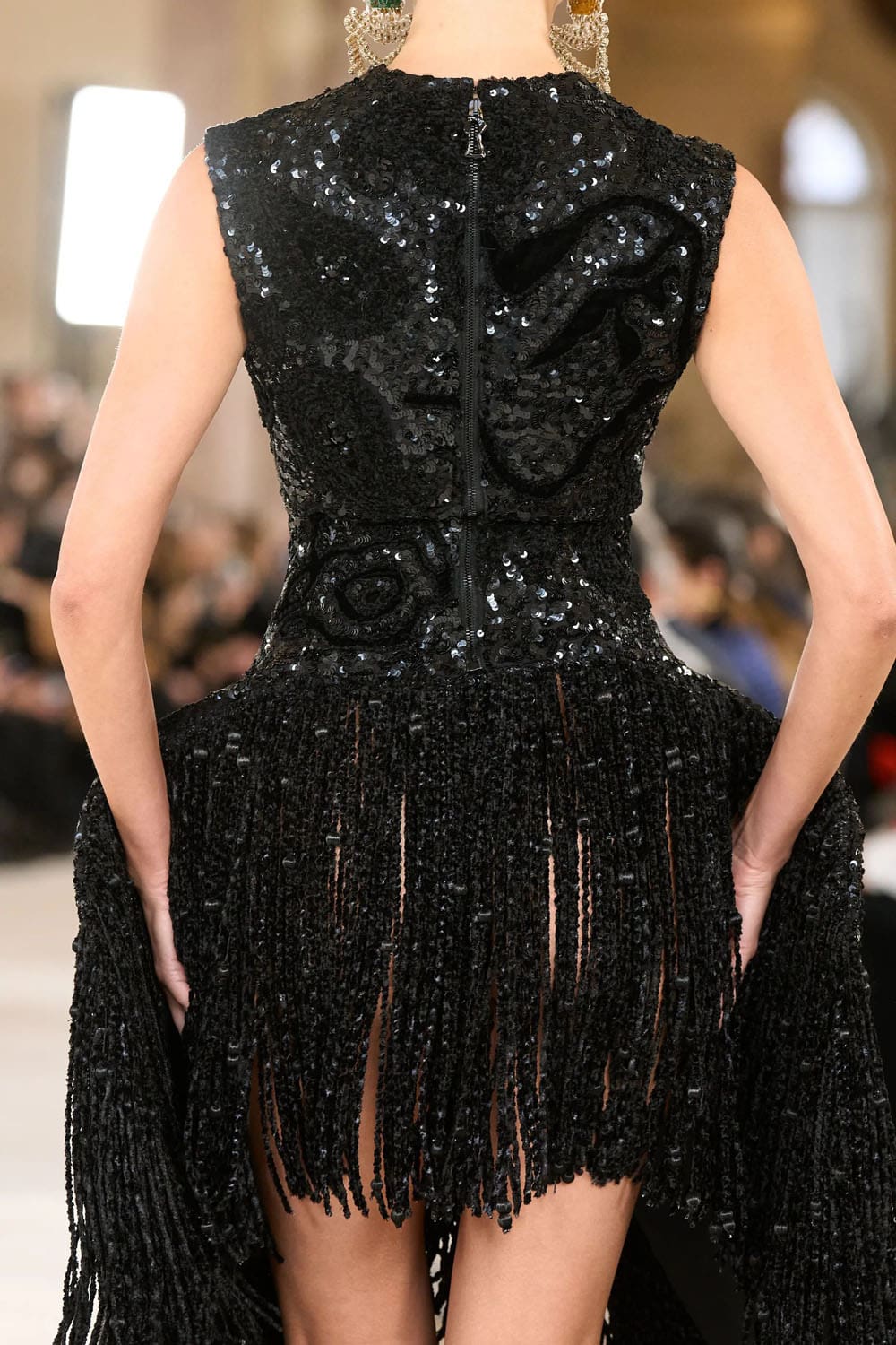 Schiaparelli Haute Couture Primavera Estate 2024 Runway Magazine (64)