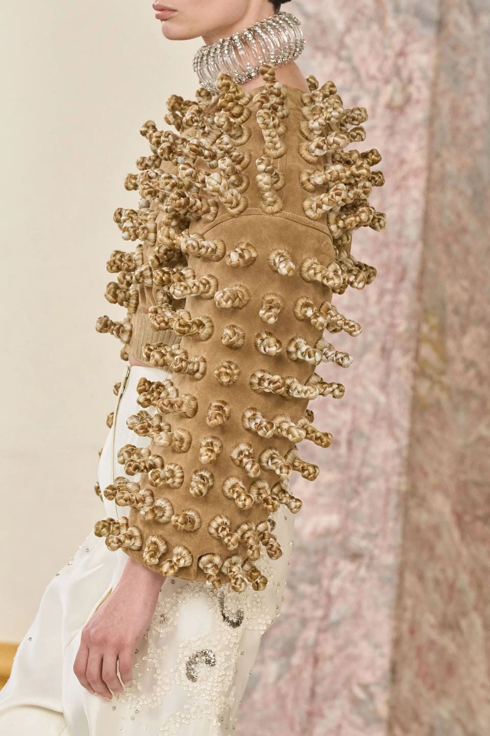 Schiaparelli Haute Couture Primavera Estate 2024 Runway Magazine (71)