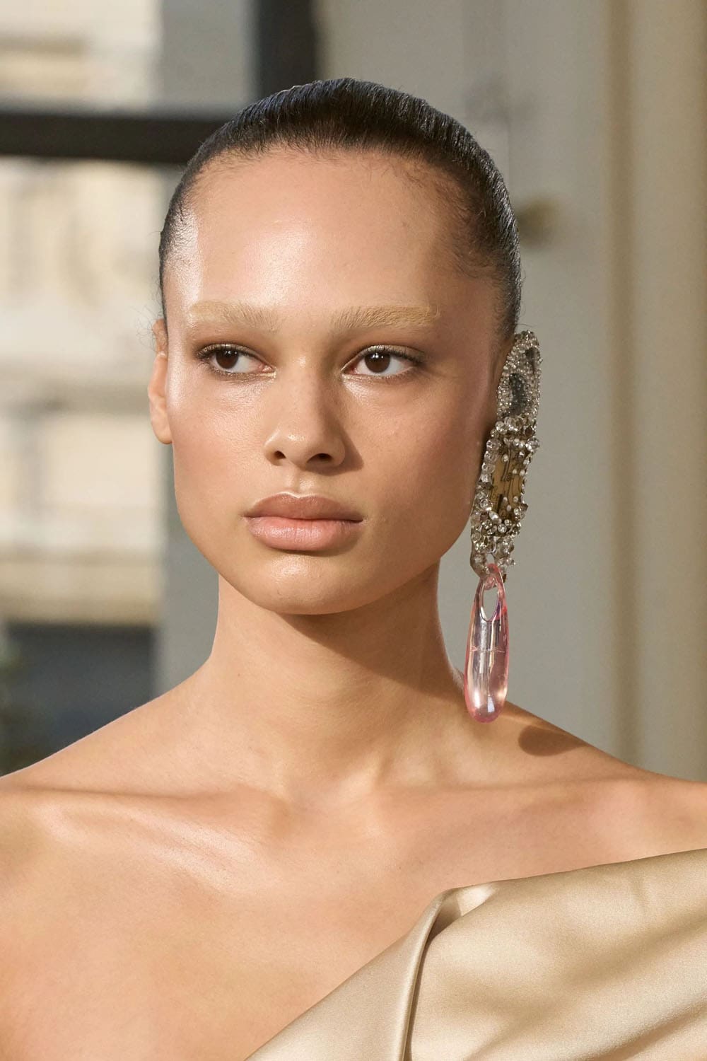 Schiaparelli Haute Couture Primavera Estate 2024 Runway Magazine (75)