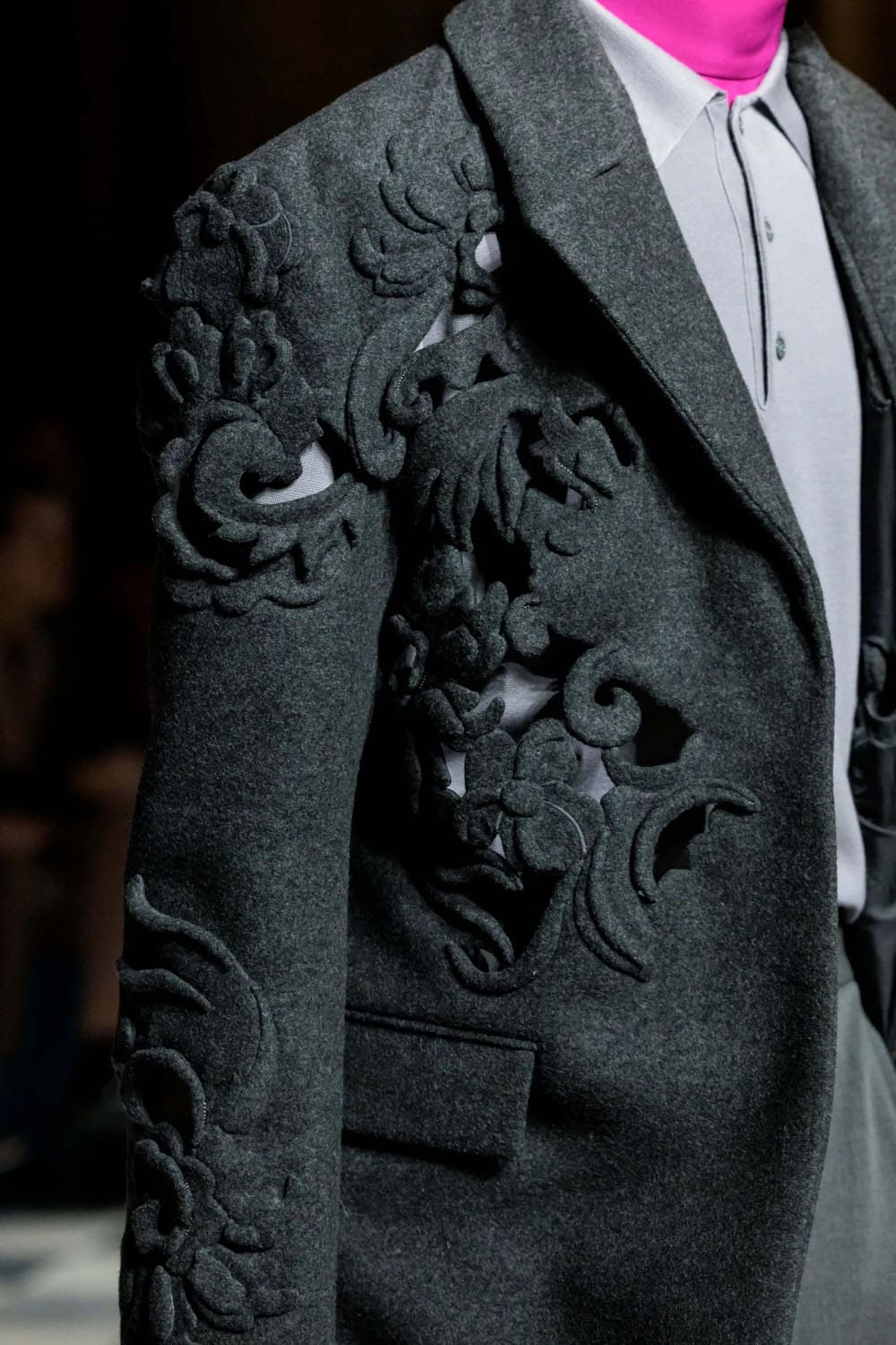 Valentino Fall Winter 2024 2025 Men Details Runway Magazine (16)