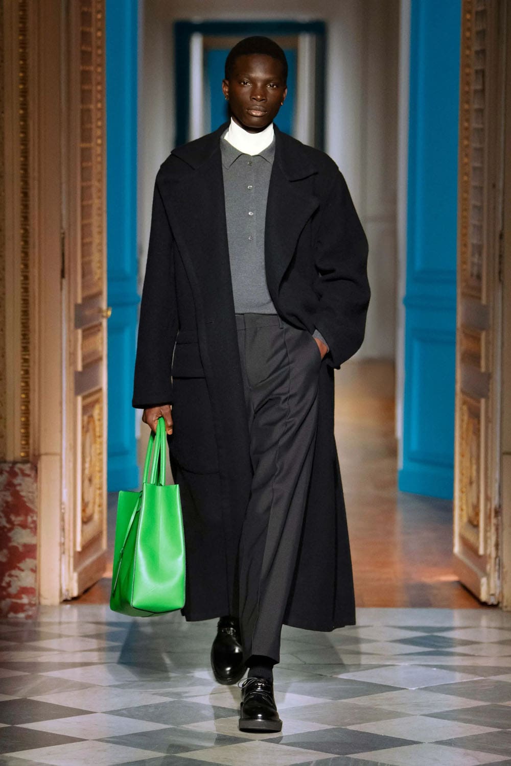 Valentino Fall Winter 2024 2025 Men Runway Magazine (15)