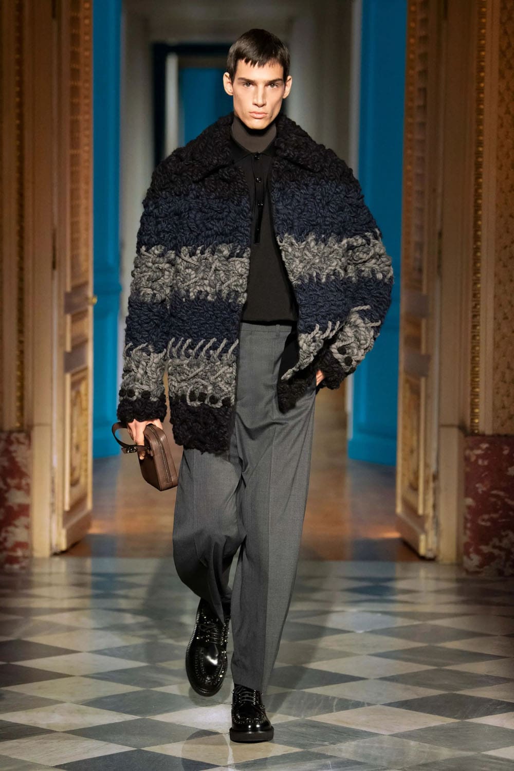 Valentino Fall Winter 2024 2025 Men Runway Magazine (19)