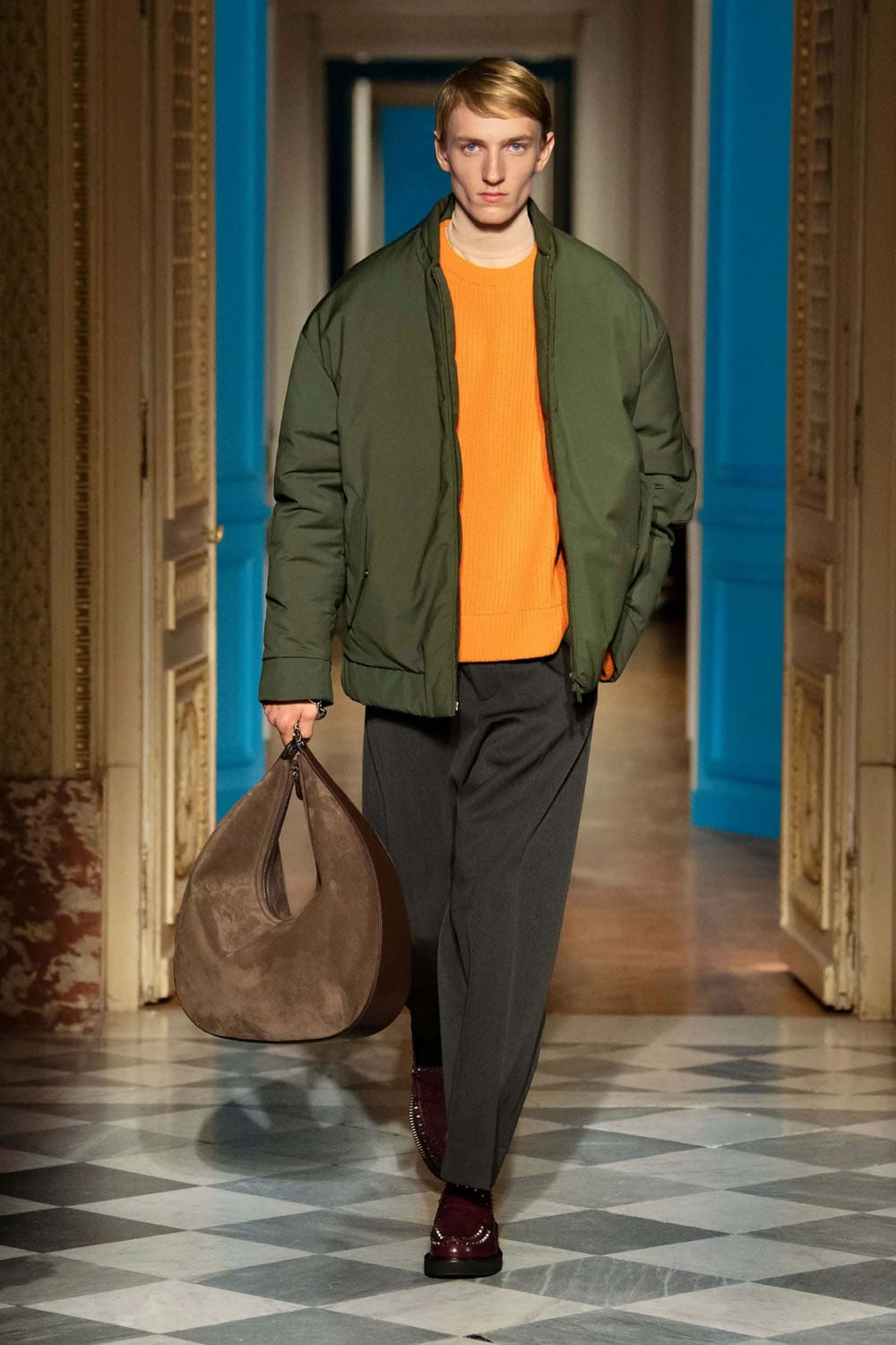 Valentino Fall Winter 2024 2025 Men Runway Magazine (26)