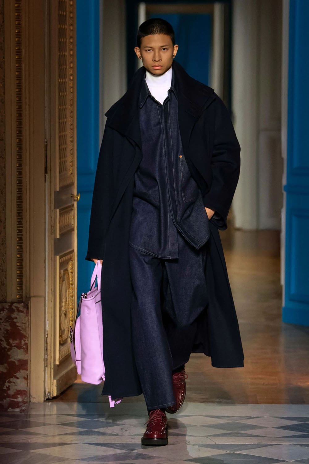 Valentino Fall Winter 2024 2025 Men Runway Magazine (47)