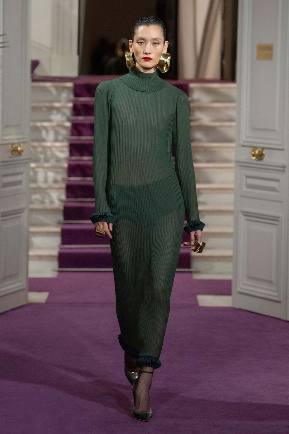 Valentino Haute Couture Spring Summer 2024 Runway Magazine (34)
