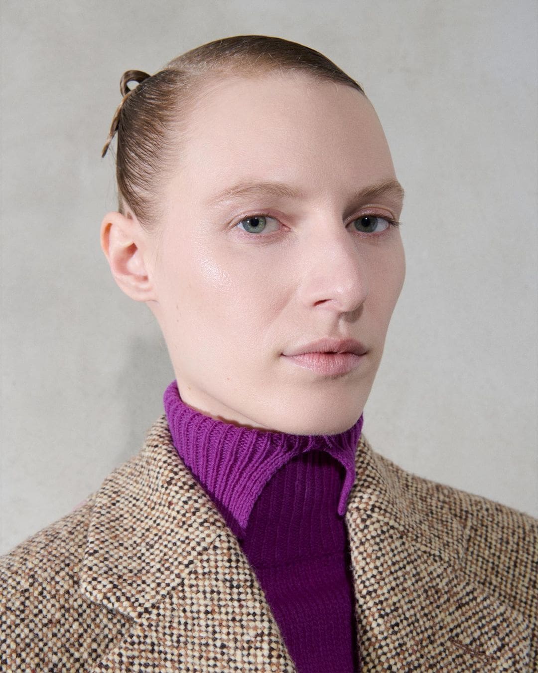 15 Prada Fall Winter 2024 2025 Beauty Runway Magazine