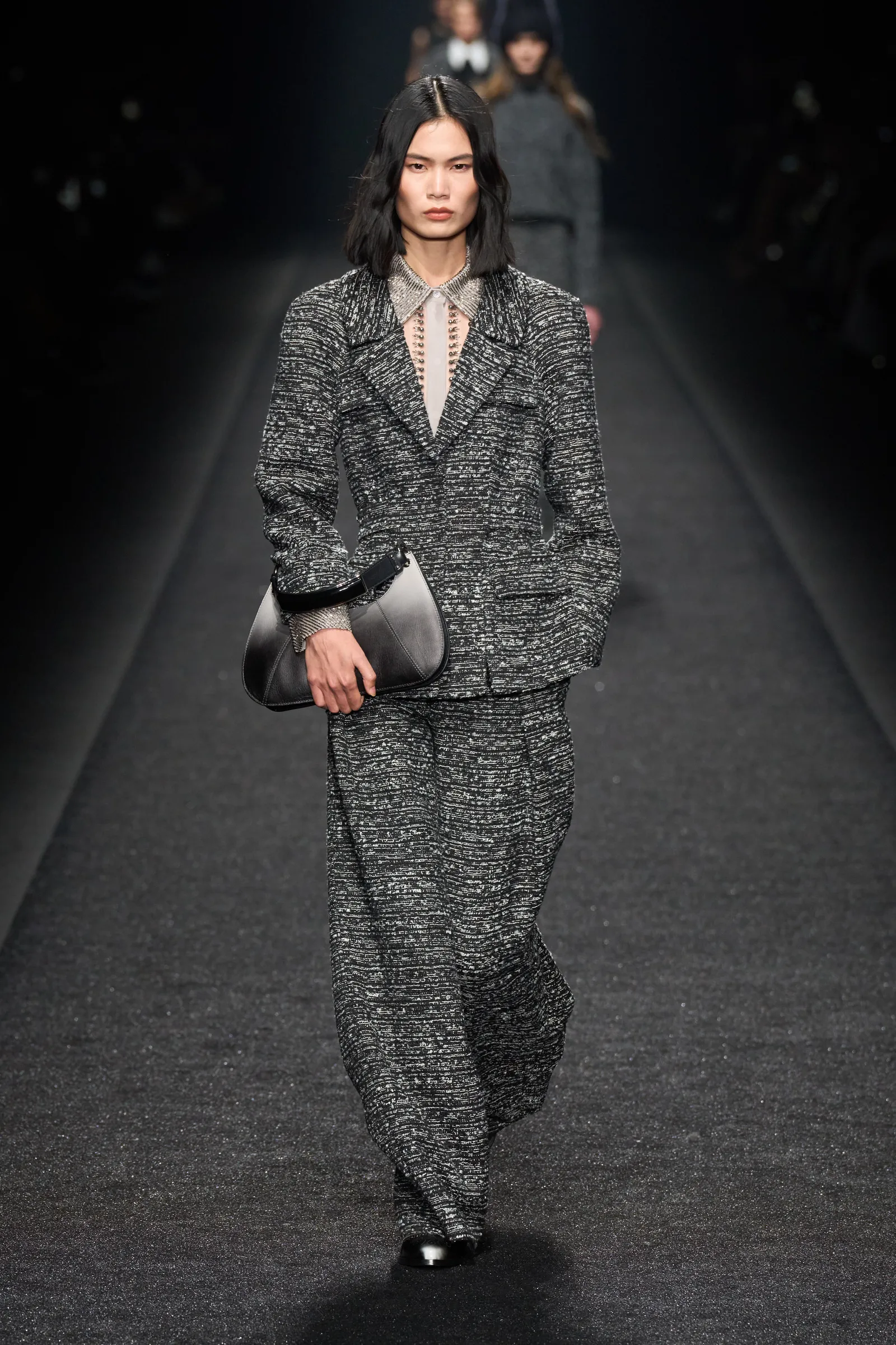 Queda de Alberta Ferretti 2024 2025 Runway Revista (4)