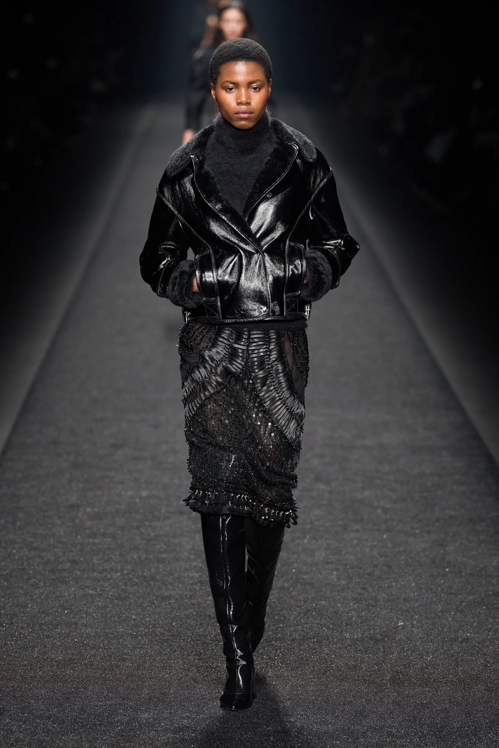 Queda de Alberta Ferretti 2024 2025 Runway Revista (41)