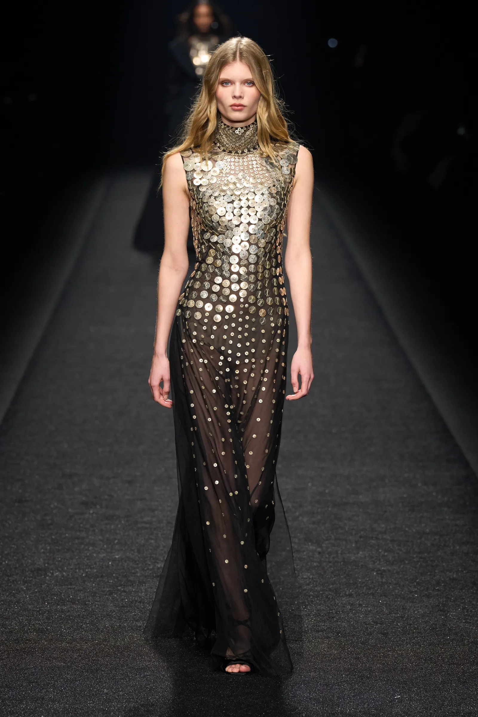 Queda de Alberta Ferretti 2024 2025 Runway Revista (49)