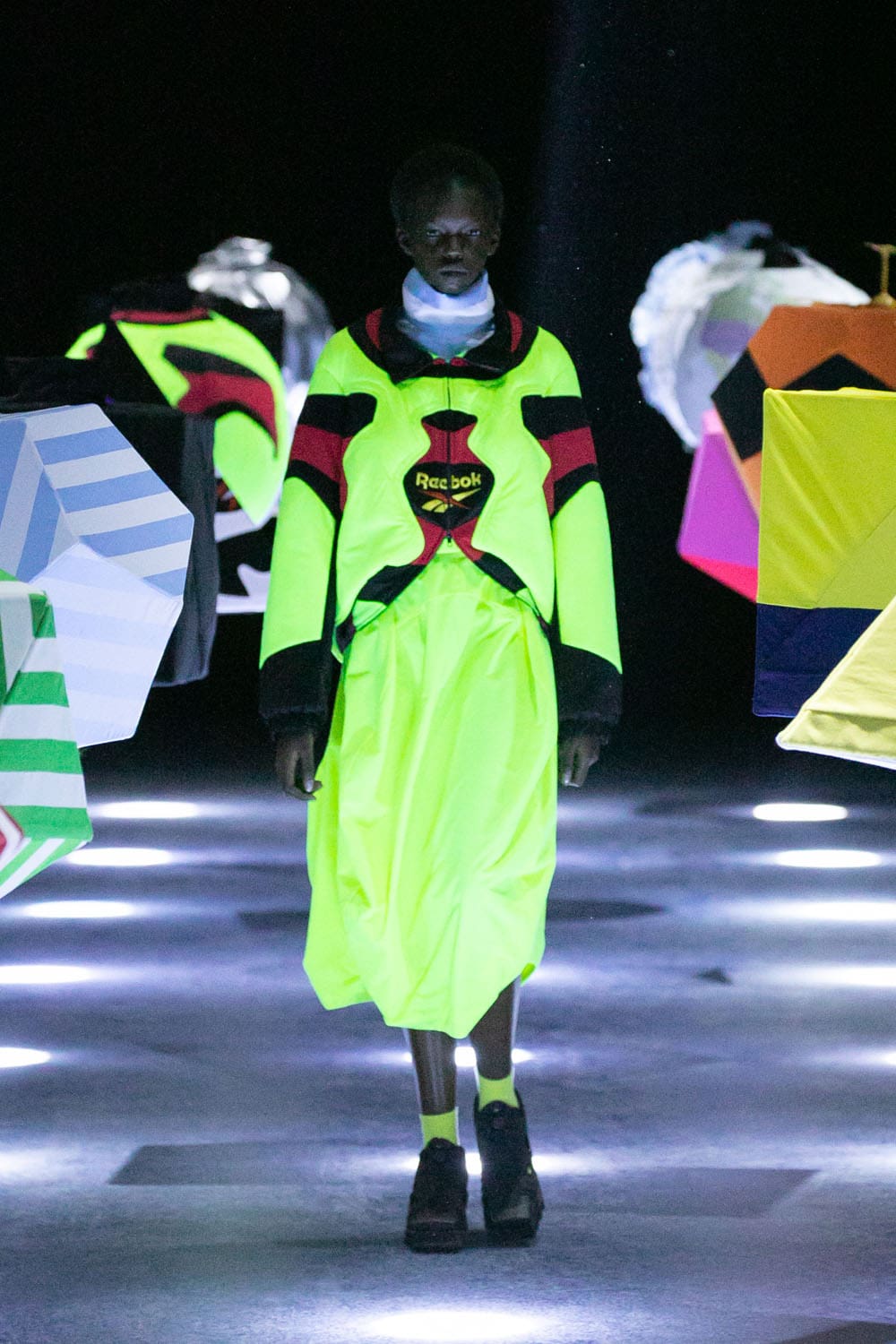 Anrealage Autunno Inverno 2024 2025 Runway Magazine (25)