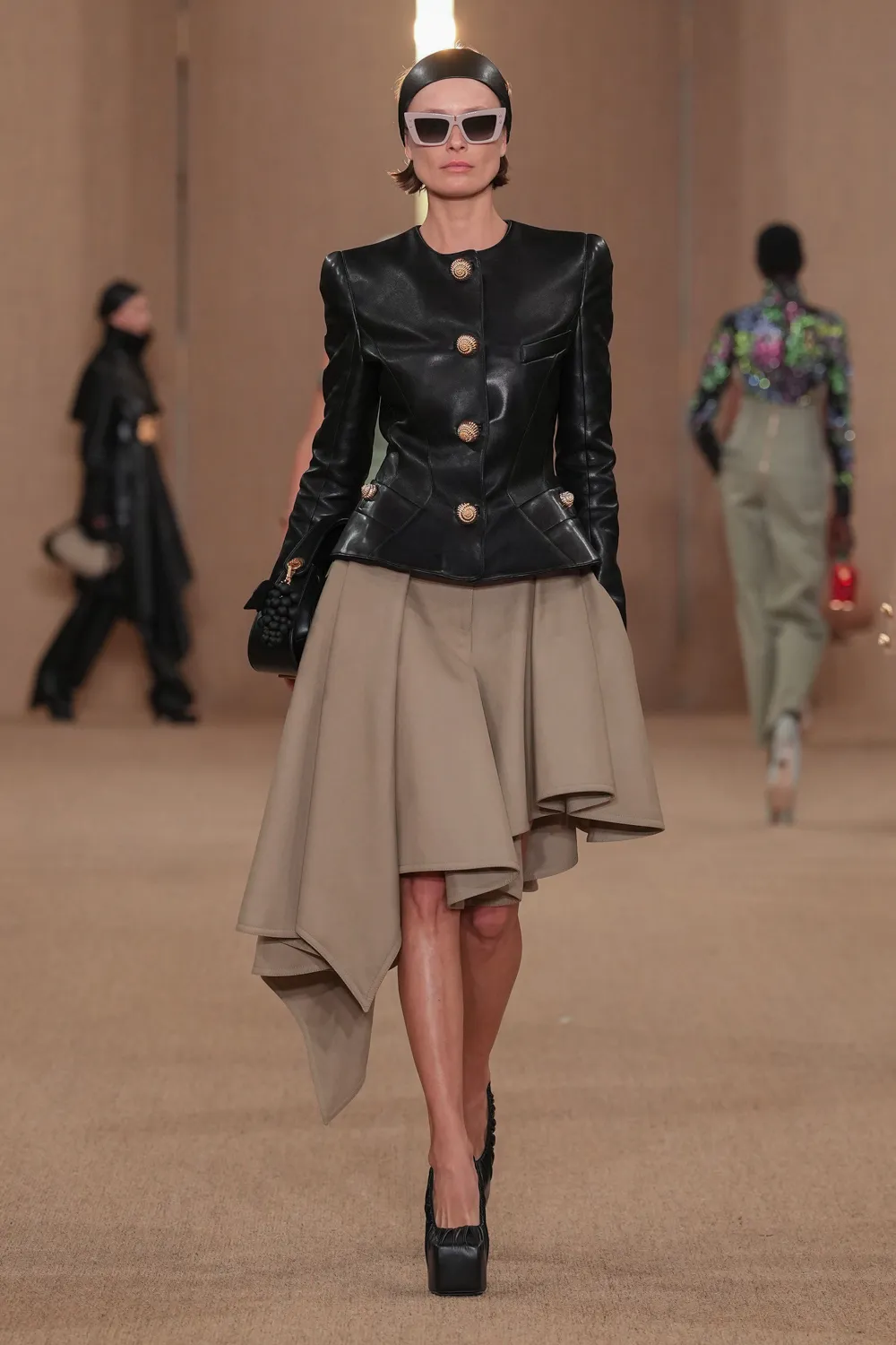 Balmain Automne 2024 Balmain Automne Hiver 2024 2024 Runway Magazine (11)