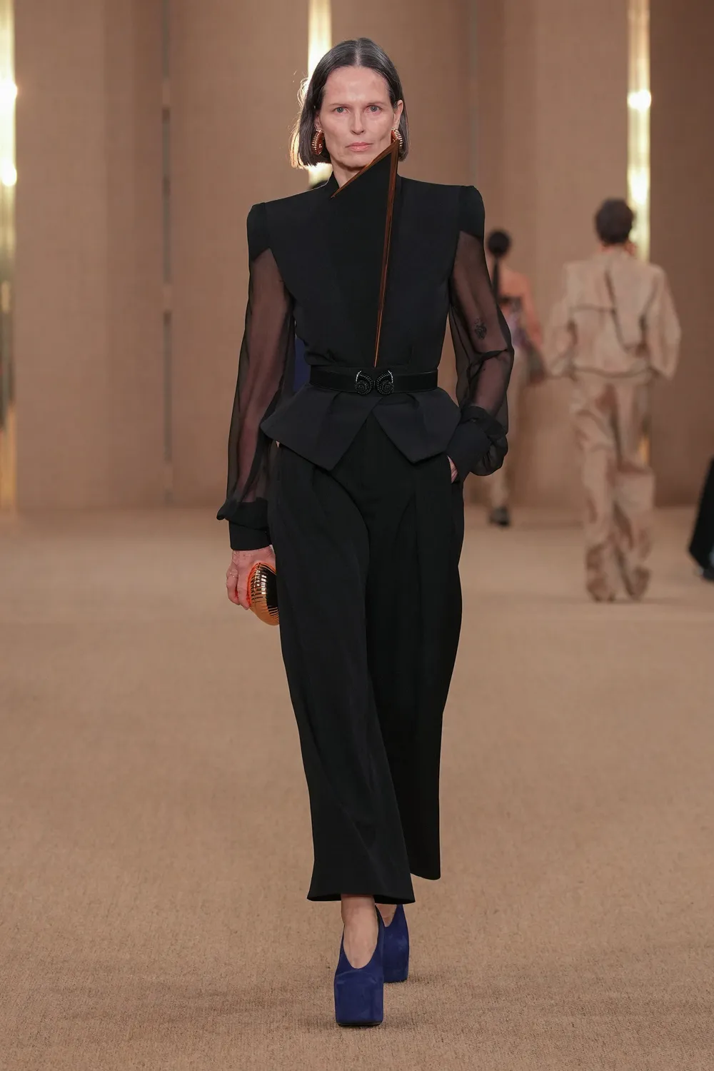 Balmain Automne 2024 Balmain Automne Hiver 2024 2024 Runway Magazine (20)