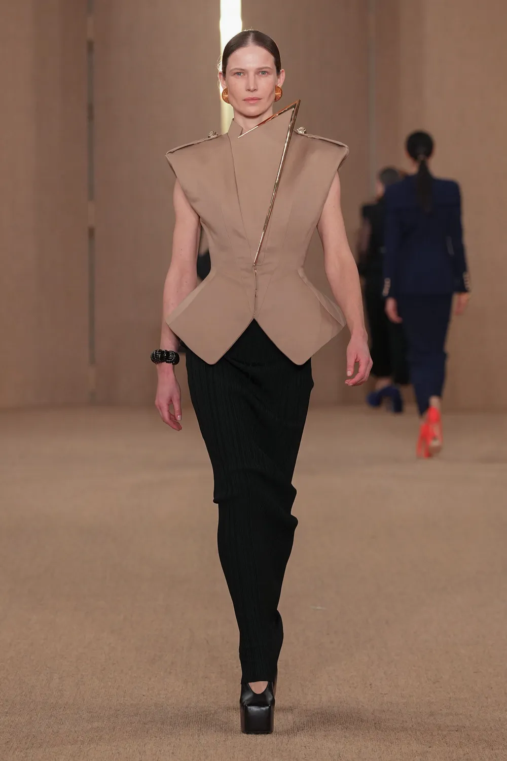 Balmain Automne 2024 Balmain Automne Hiver 2024 2024 Runway Magazine (23)