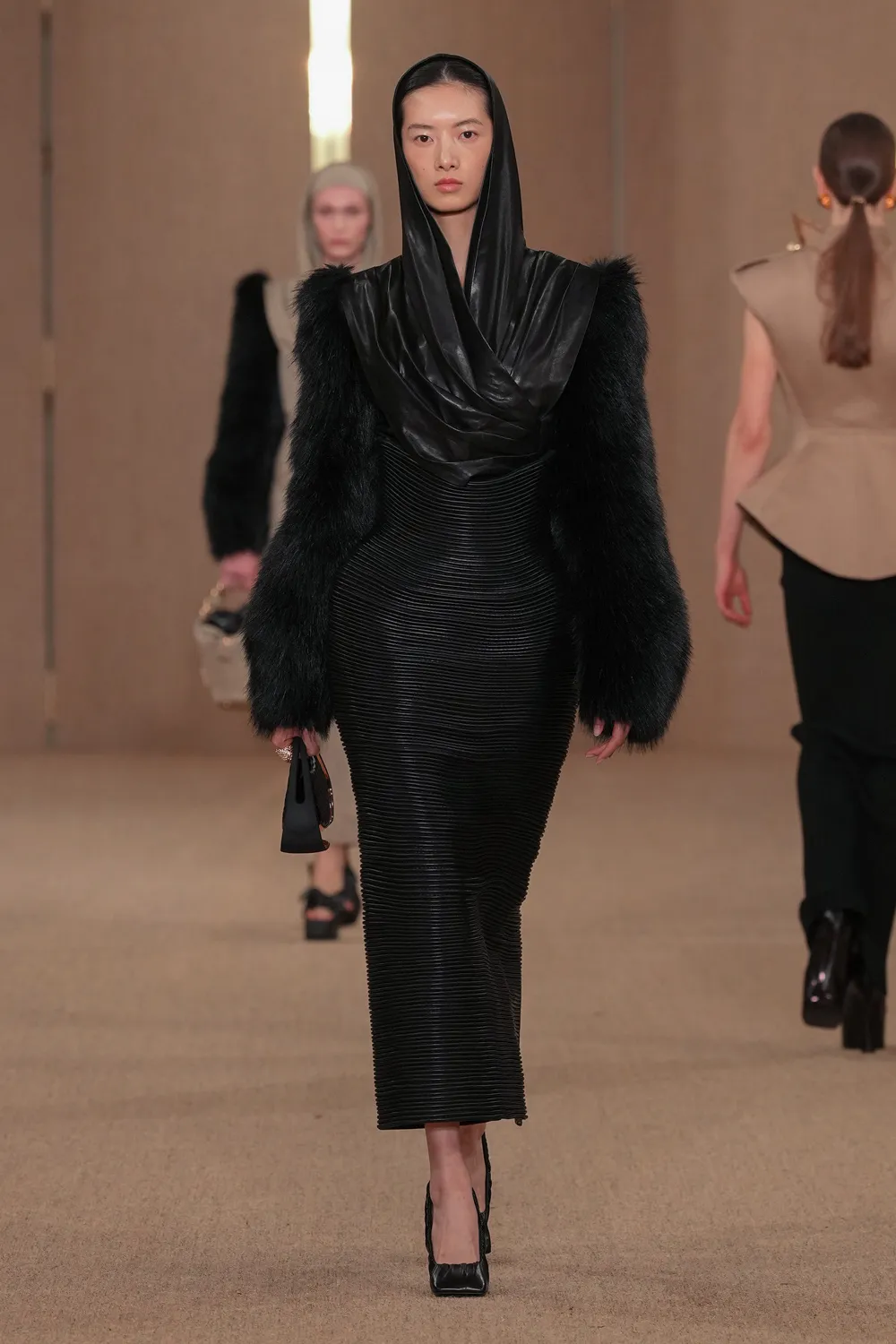 Balmain Automne 2024 Balmain Automne Hiver 2024 2024 Runway Magazine (25)