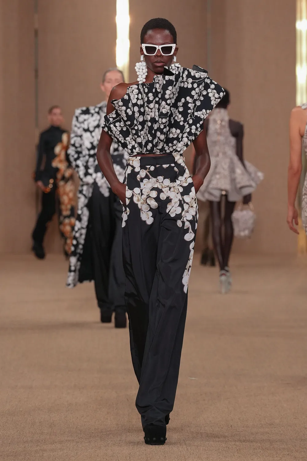 Balmain Automne 2024 Balmain Automne Hiver 2024 2024 Runway Magazine (31)