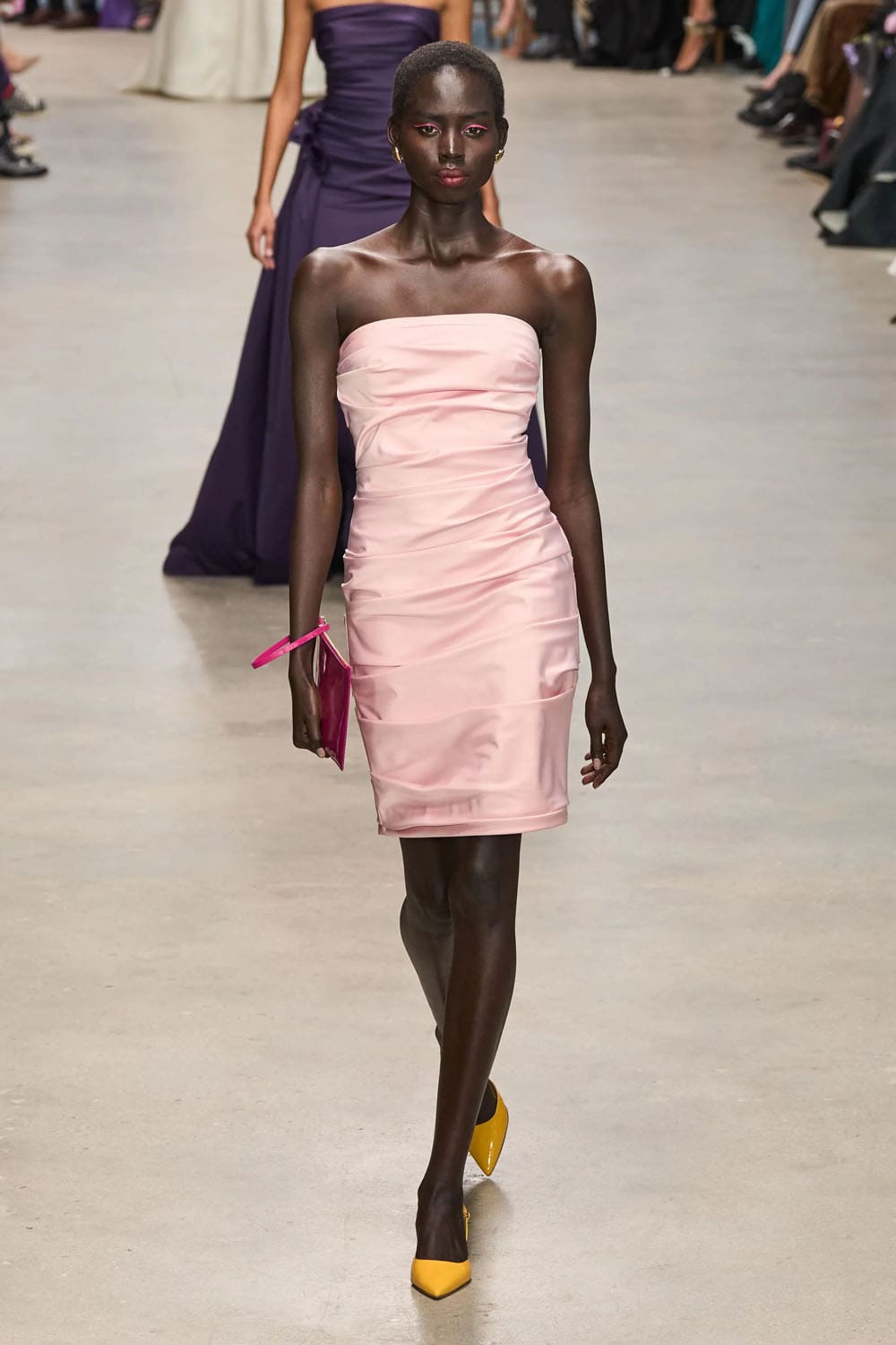 Carolina Herrera Otoño Invierno 2024 2025 Runway Revista (33)