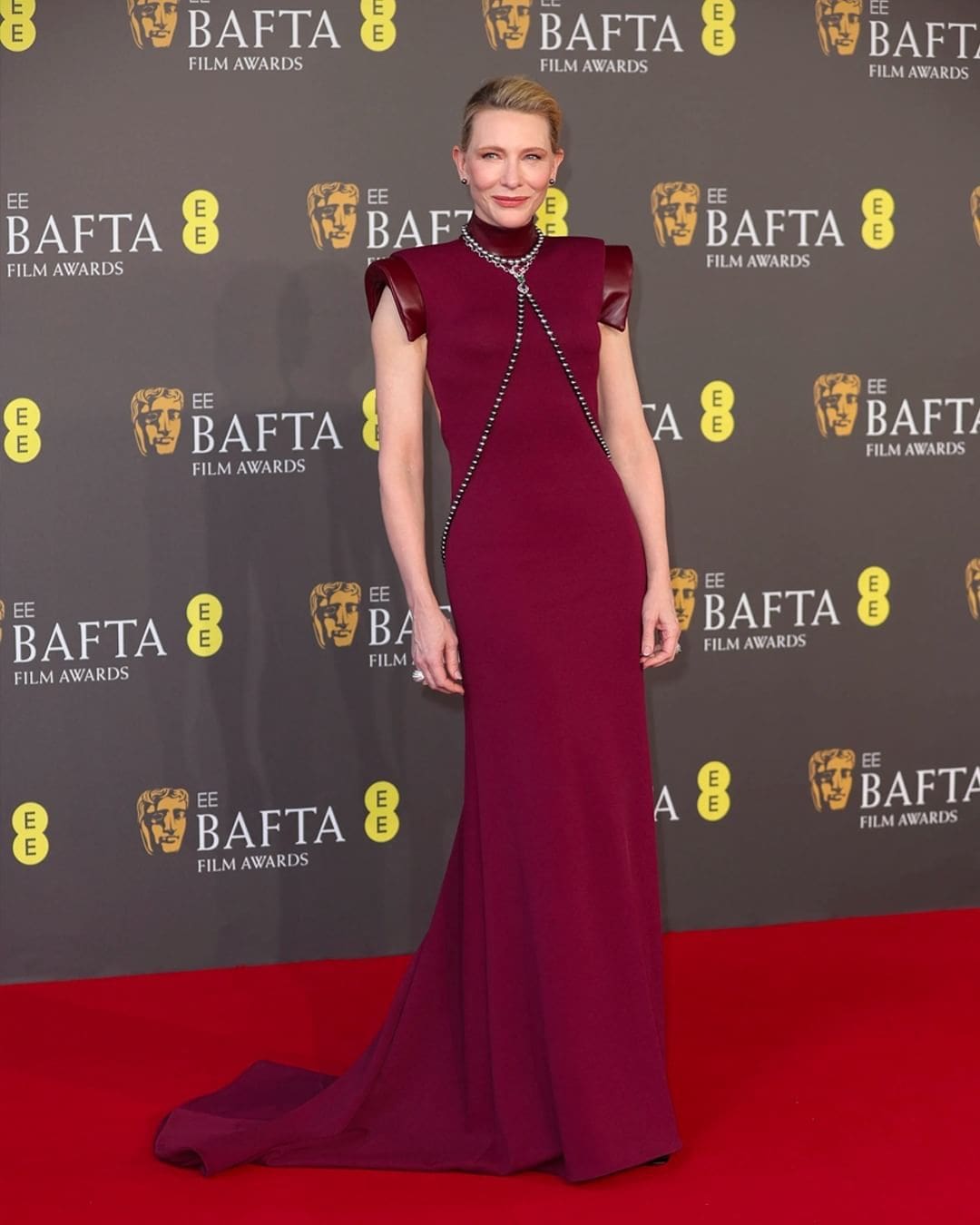 Кейт Бланшетт в Louis Vuitton на церемонии BAFTA 2024 1