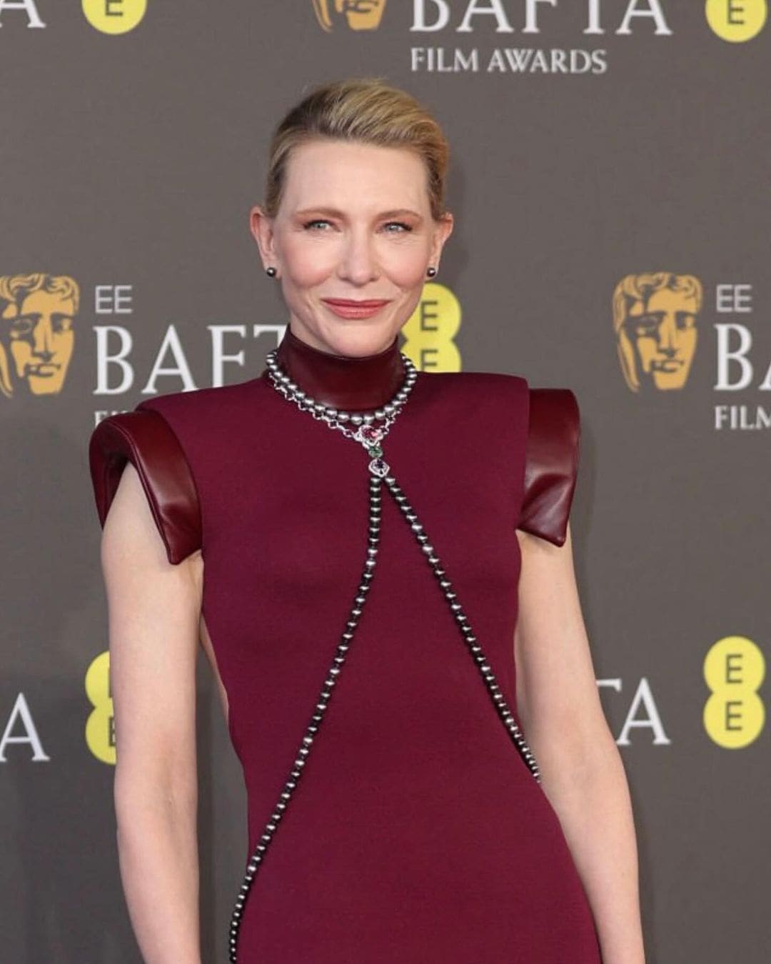 Кейт Бланшетт в Louis Vuitton на церемонии BAFTA 2024 3