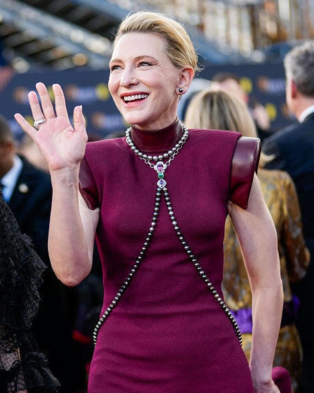 Кейт Бланшетт в Louis Vuitton на церемонии BAFTA 2024 6