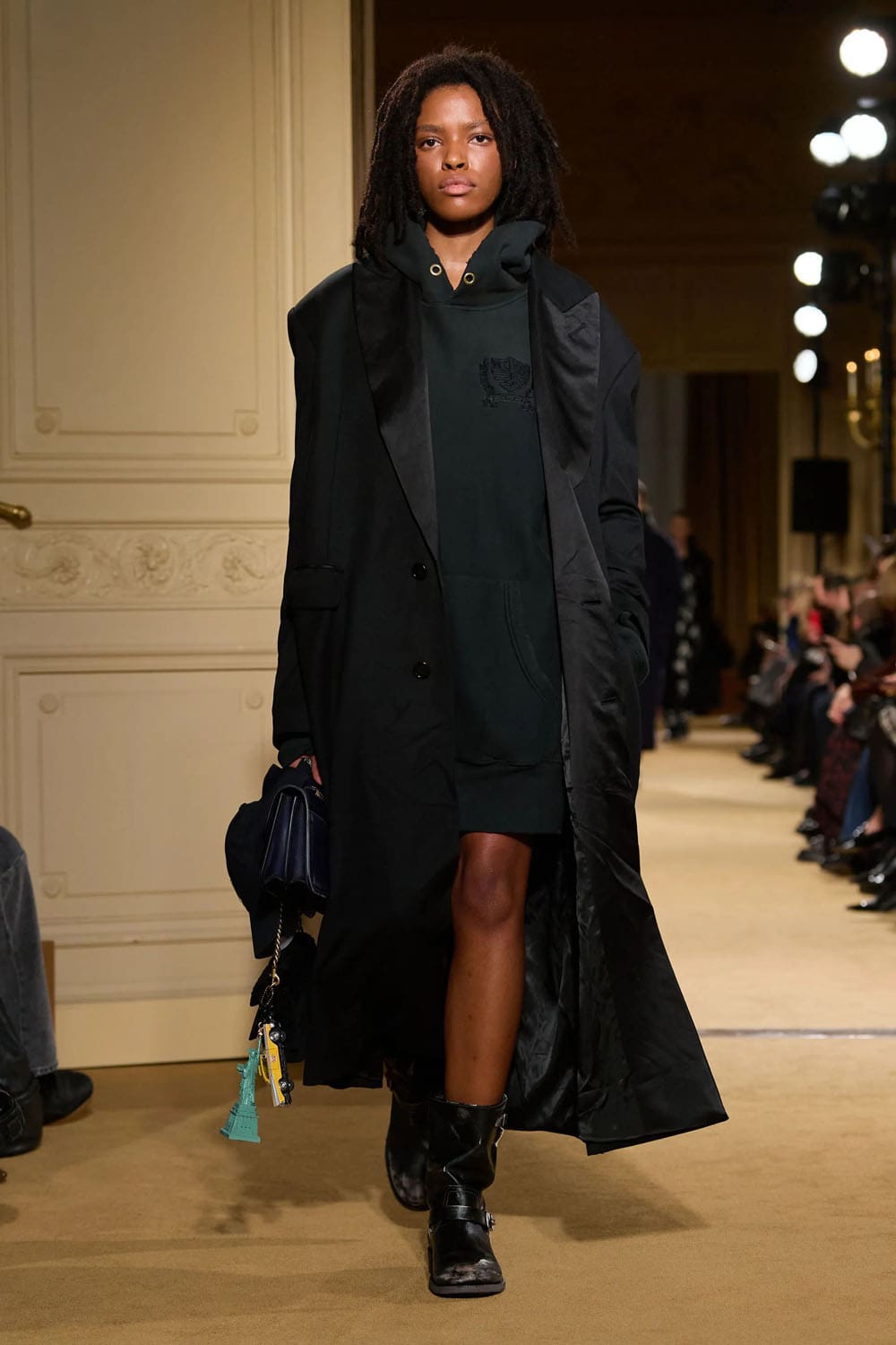 Caduta dell'allenatore 2024 2025 Runway Magazine (8)